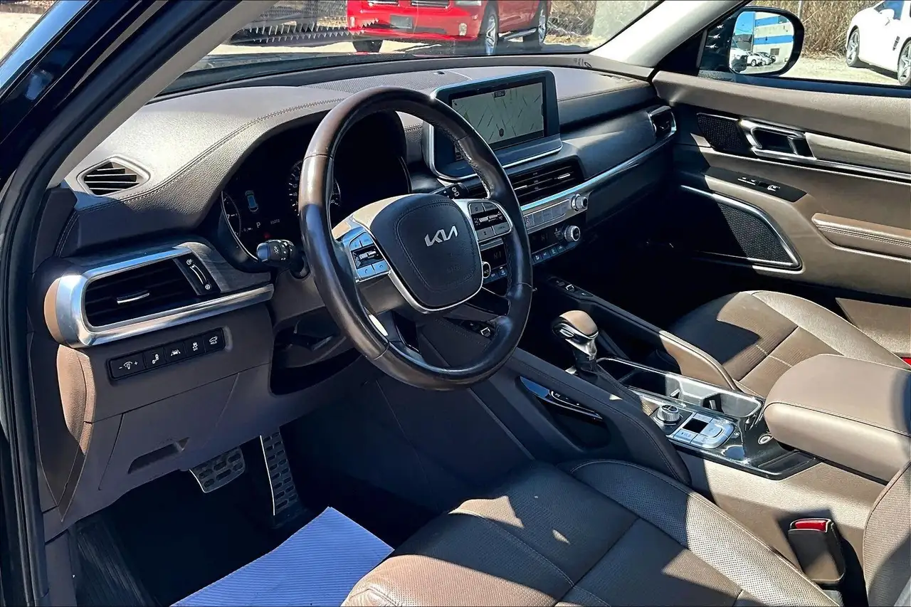 Kia Telluride снимка Kia Telluride