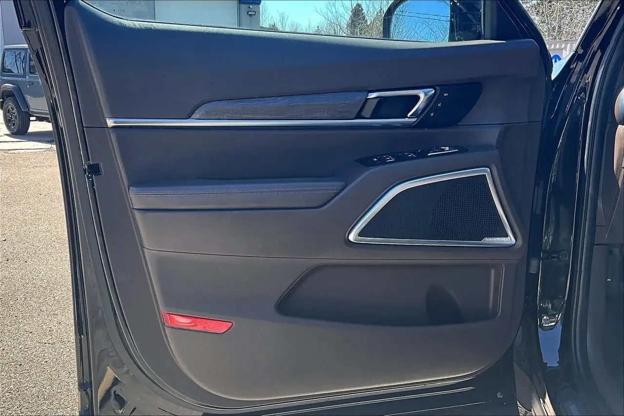 Kia Telluride снимка Kia Telluride