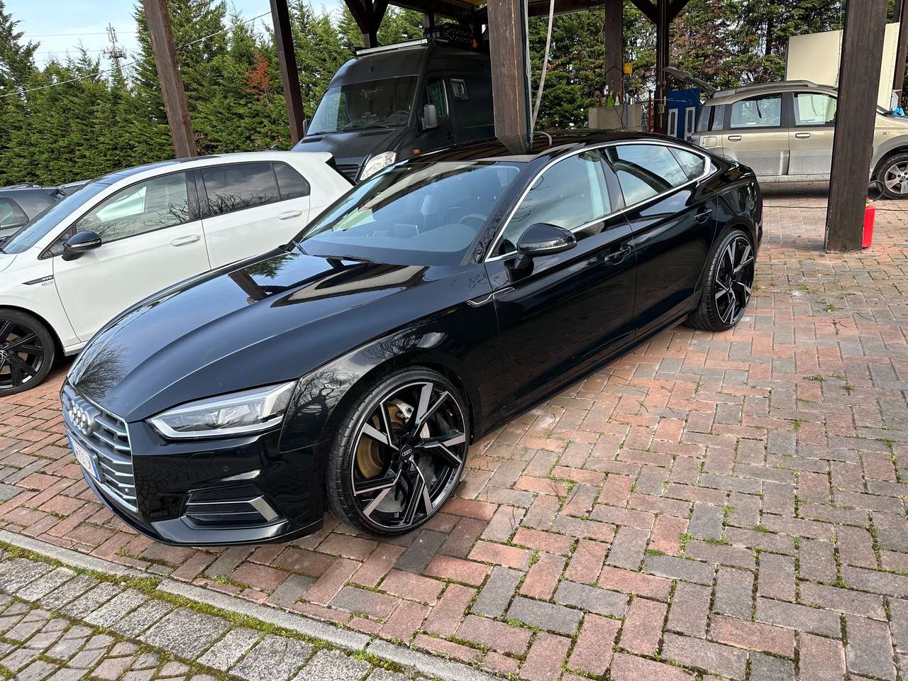 Audi A5 Sportback 40 2.0 tdi Sport 190cv s-tronicVIRTUAL