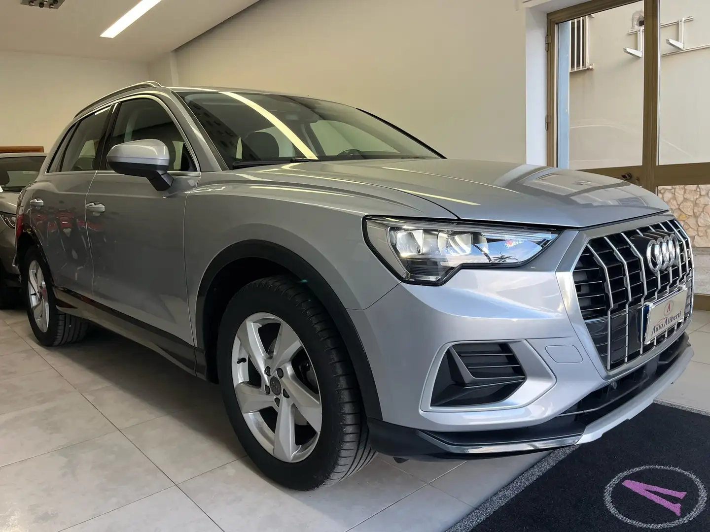 Audi Q3 Q3 35 2.0 tdi Business Advanced s-tronic Argento - 2