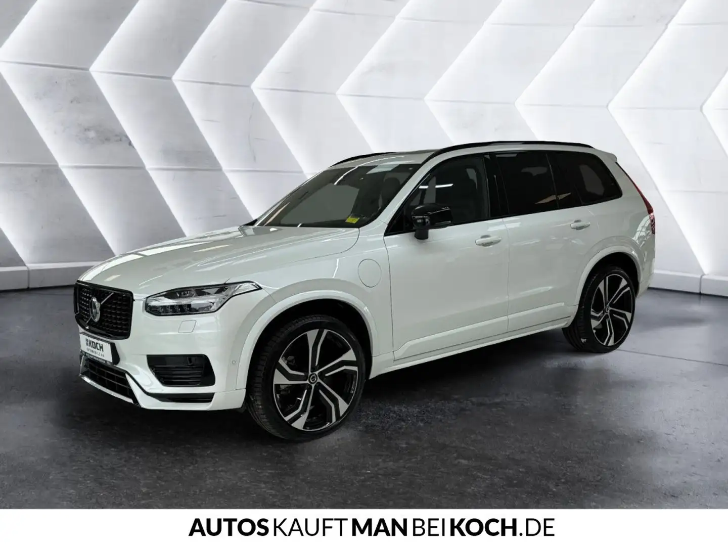 Volvo XC90 T8 Plug-In AWD Ultimate B/W BLIS 360° 22 Zoll Weiß - 2