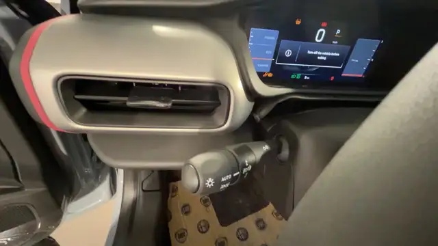 Jeep Avenger view 13