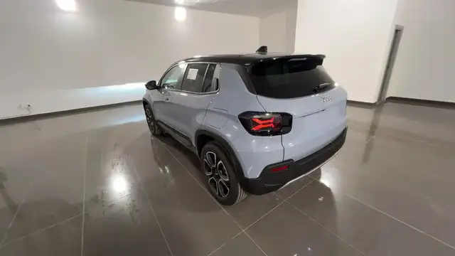 Jeep Avenger view 6