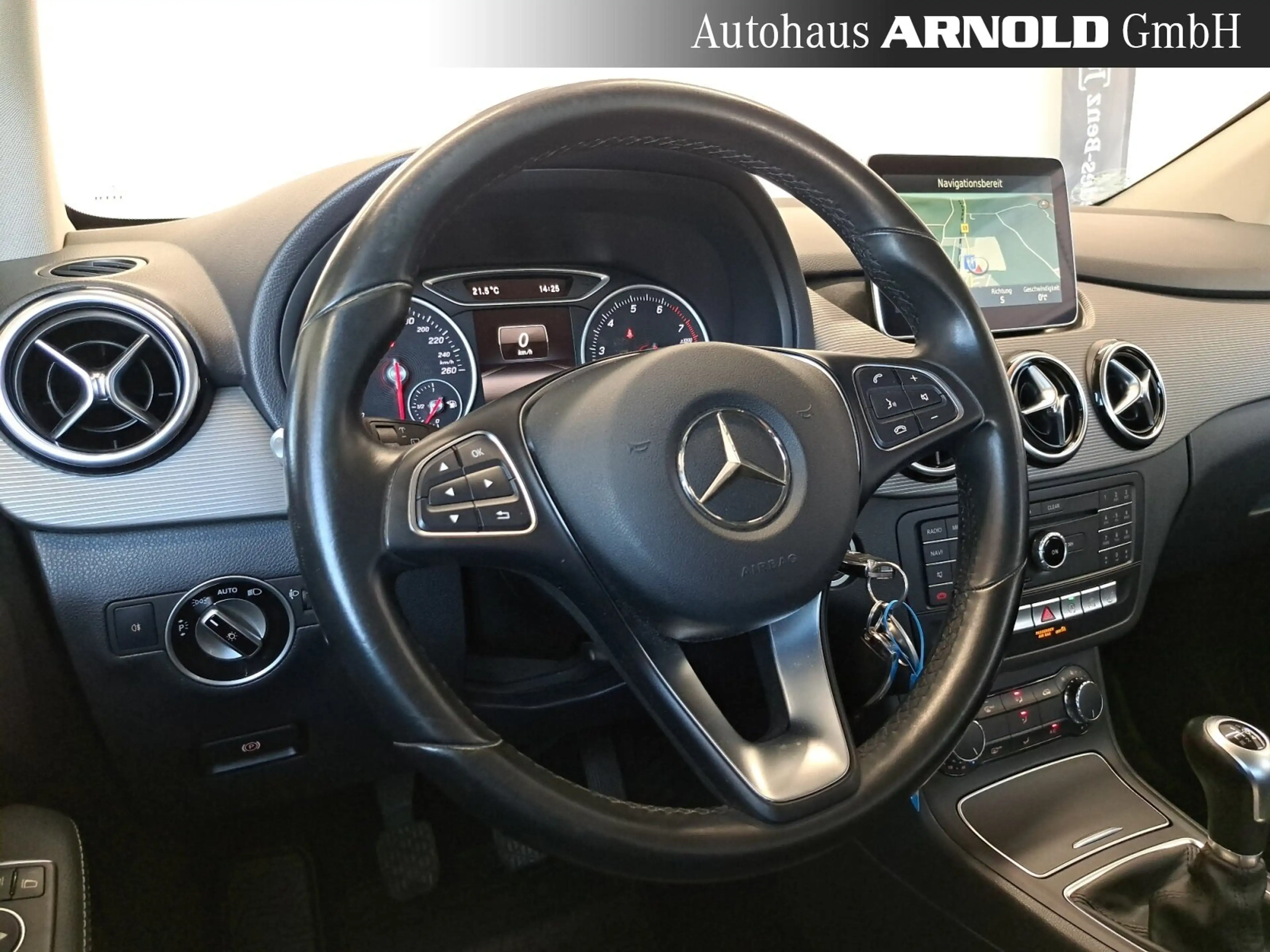 Mercedes-Benz B 180 B 180 Style FACELIFT AHK Navi Sitzh. Klimaautom. — photo 9