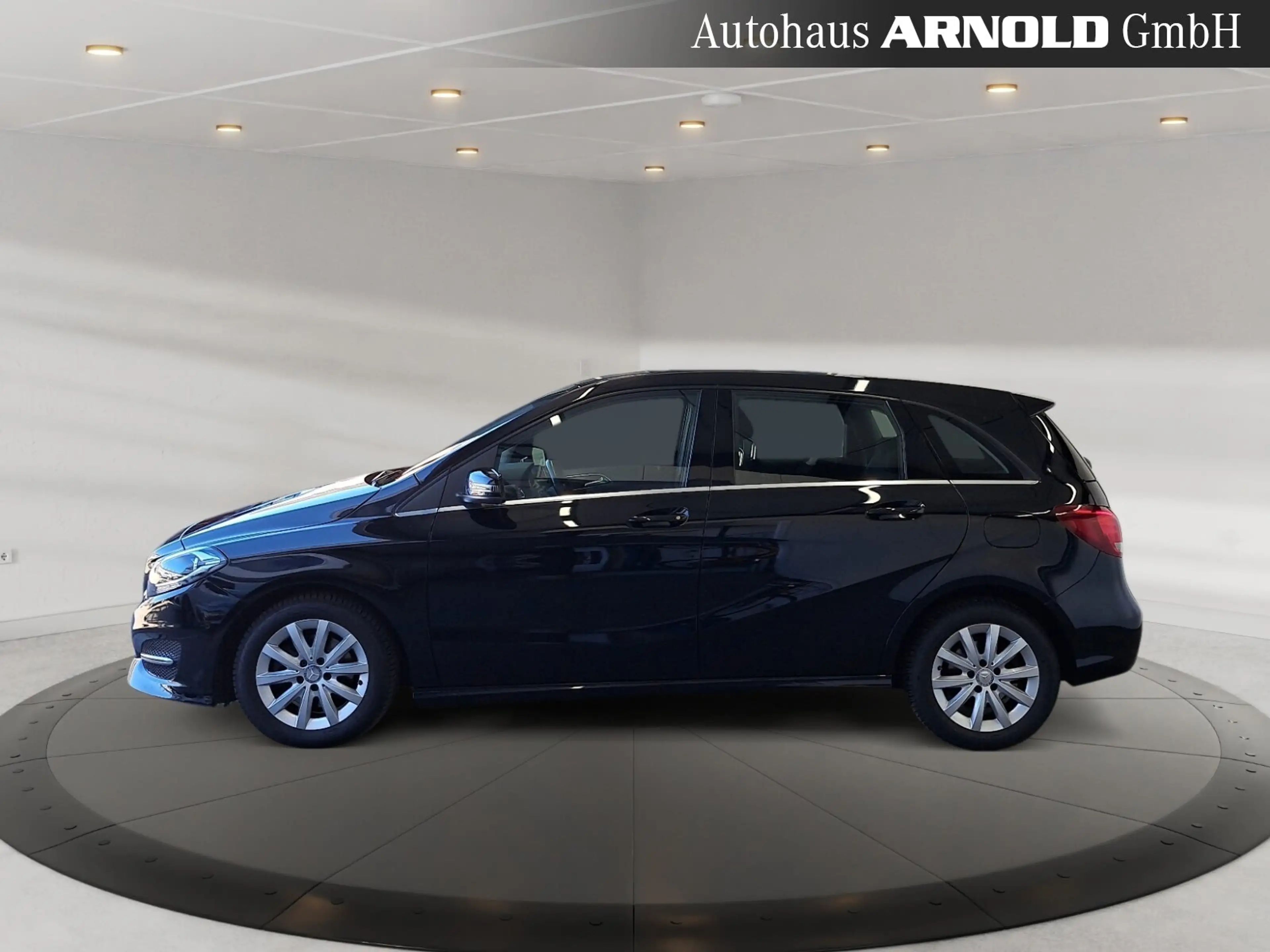 Mercedes-Benz B 180 B 180 Style FACELIFT AHK Navi Sitzh. Klimaautom. — photo 2