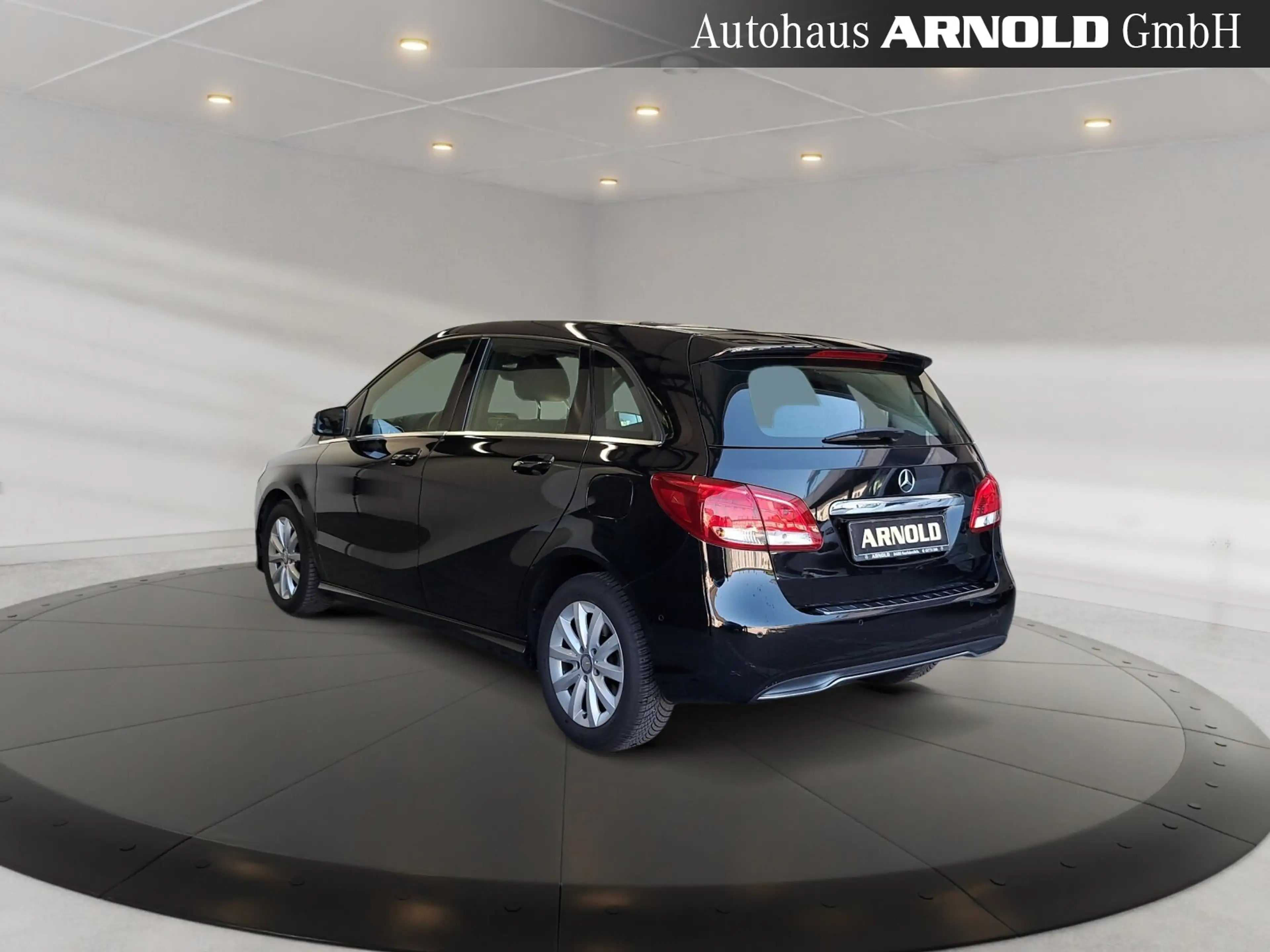 Mercedes-Benz B 180 B 180 Style FACELIFT AHK Navi Sitzh. Klimaautom. — photo 3