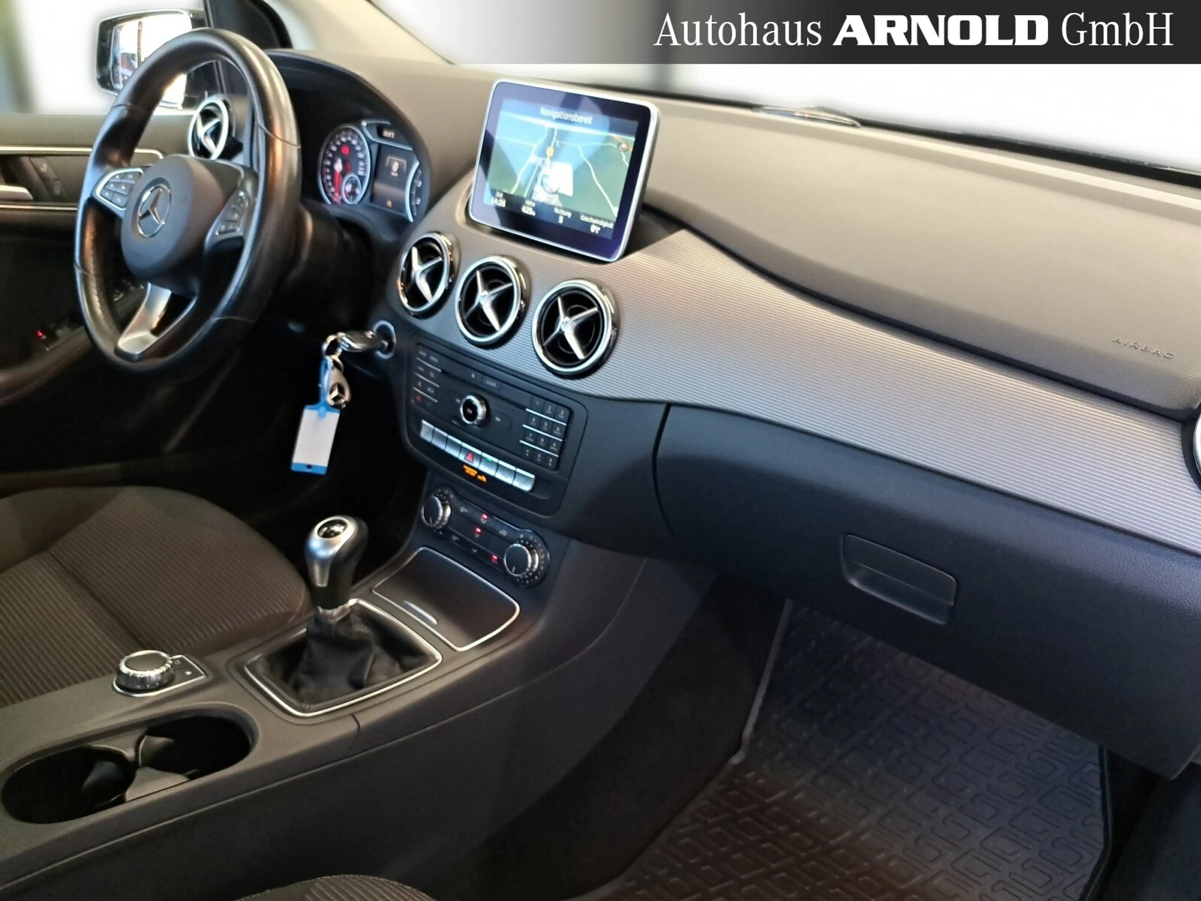 Mercedes-Benz B 180 B 180 Style FACELIFT AHK Navi Sitzh. Klimaautom. — photo 11