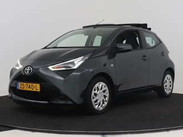 Toyota Aygo 1.0 VVT-i x-play Automaat | Cabrio | Apple carplay