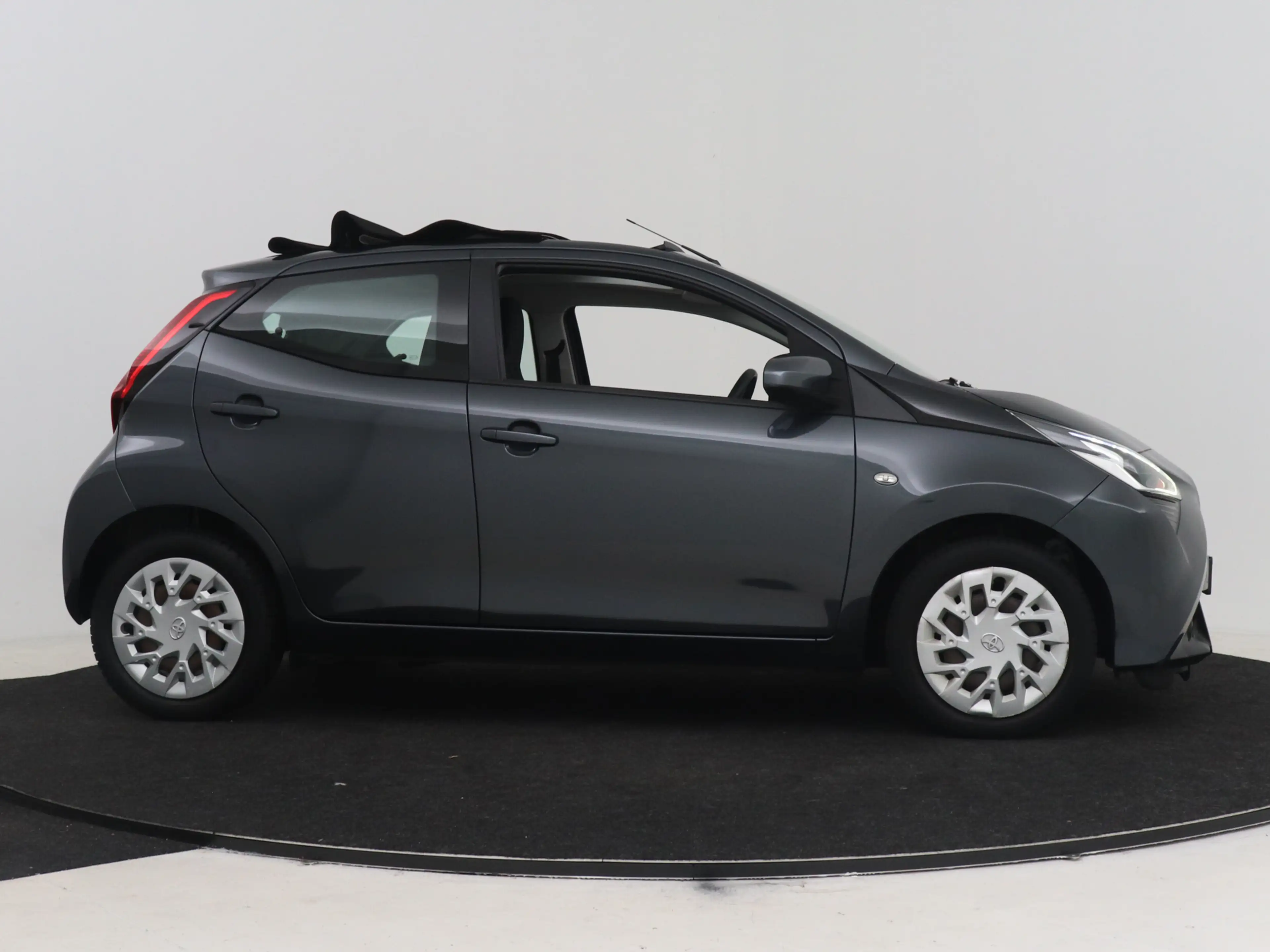 Toyota Aygo 1.0 VVT-i x-play Automaat | Cabrio | Apple carplay — photo 14