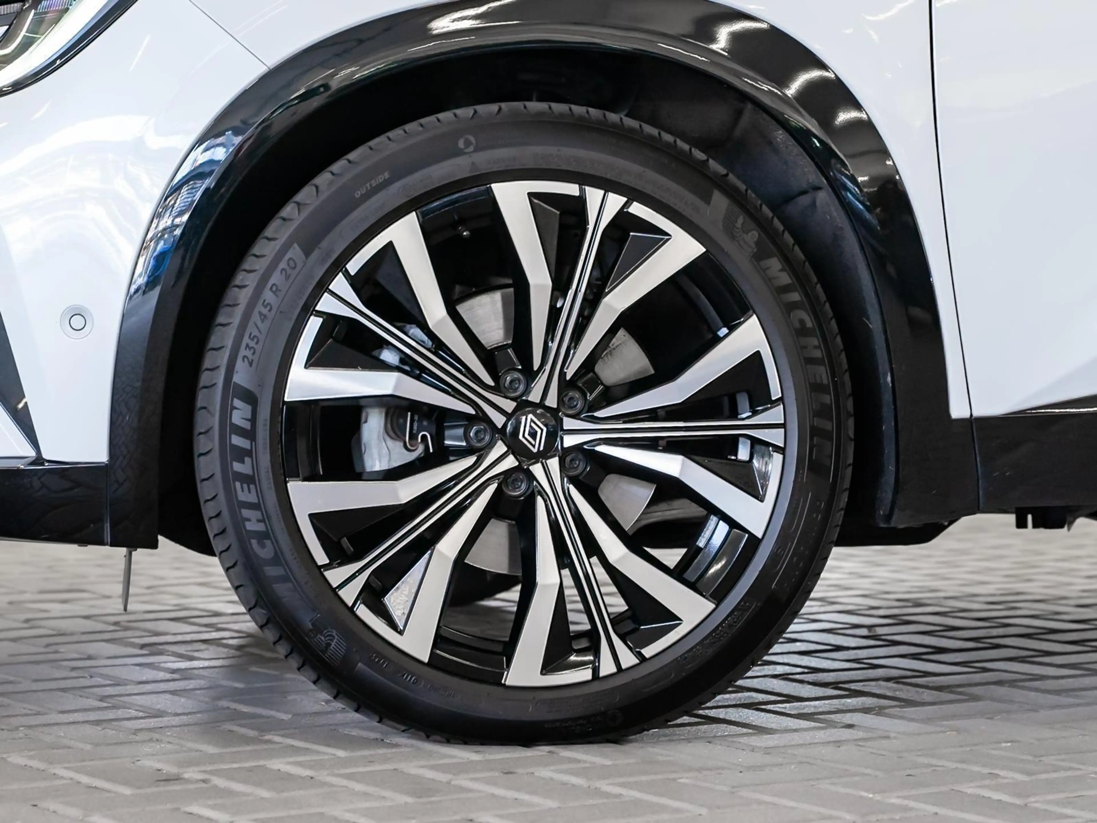 Renault Austral Iconic E-Tech Full Hybrid 200 Klima+SHZ — photo 12