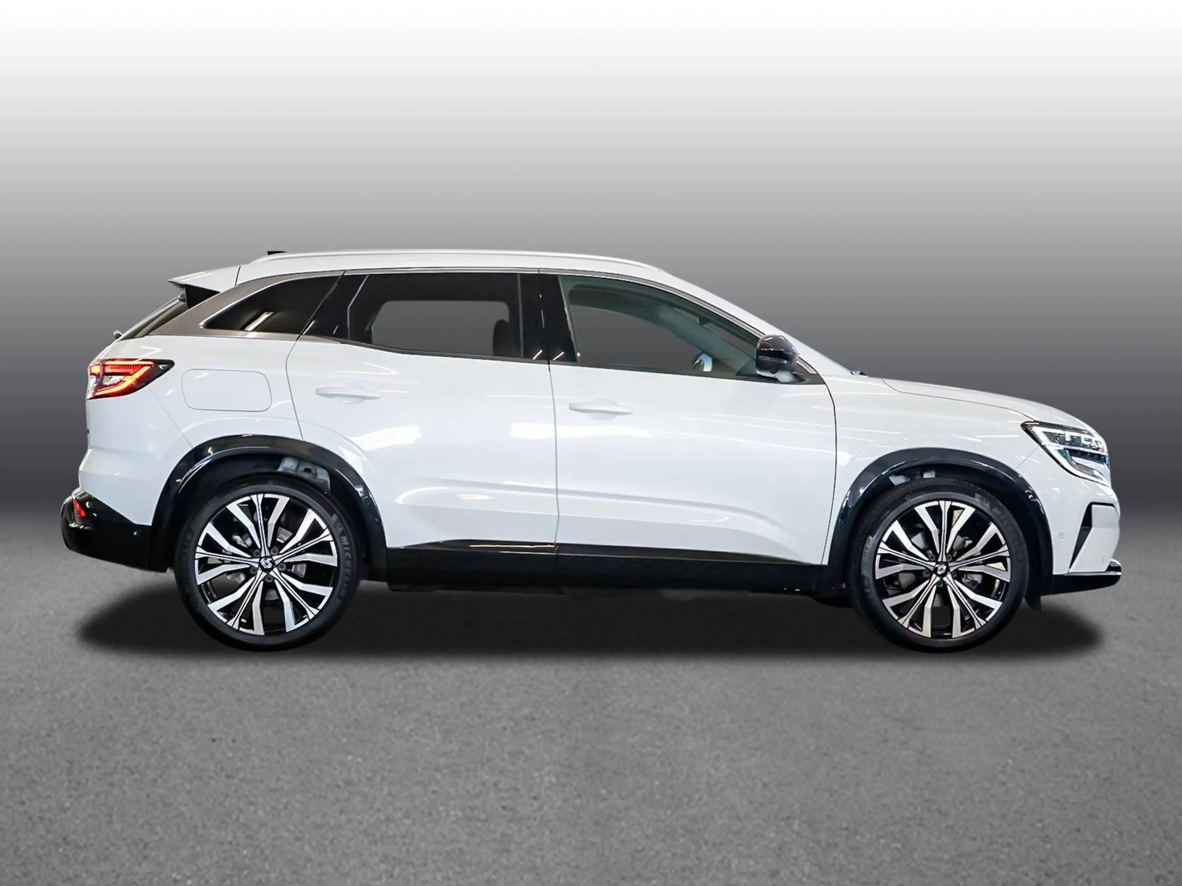 Renault Austral Iconic E-Tech Full Hybrid 200 Klima+SHZ — photo 4