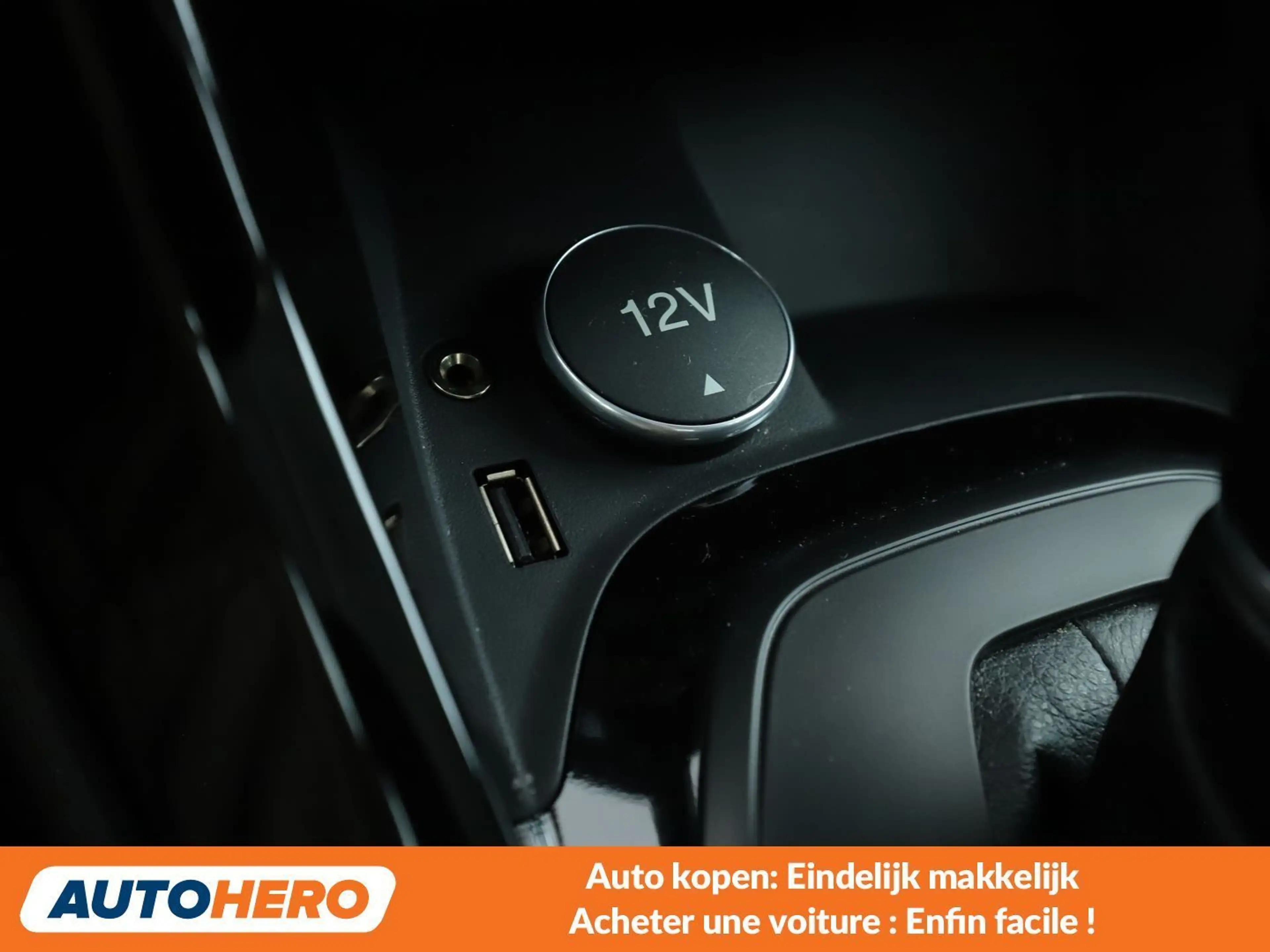 Ford B-Max 1.6 Ti-VCT Titanium — photo 14