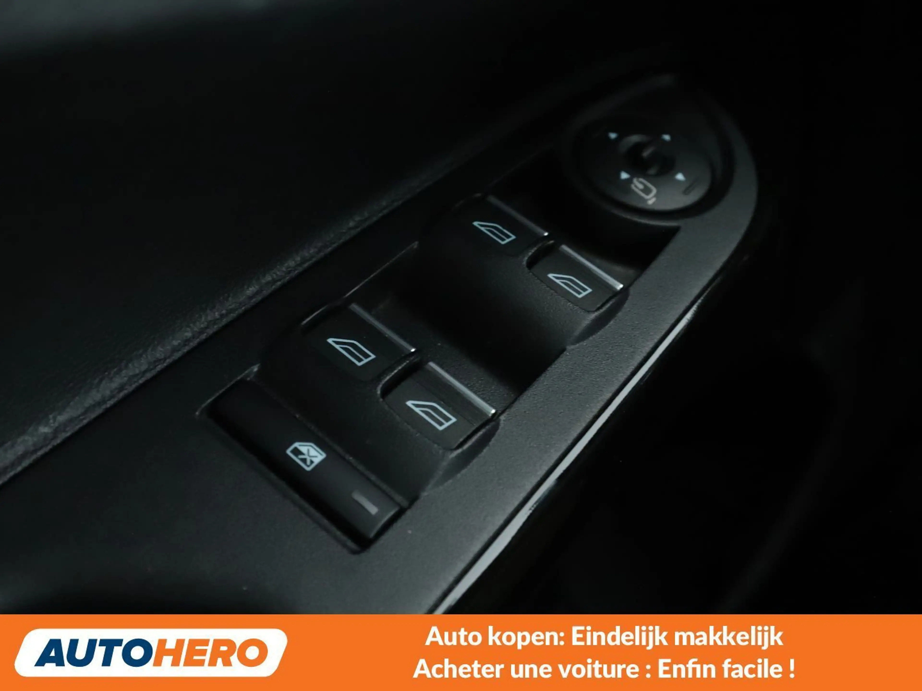 Ford B-Max 1.6 Ti-VCT Titanium — photo 13