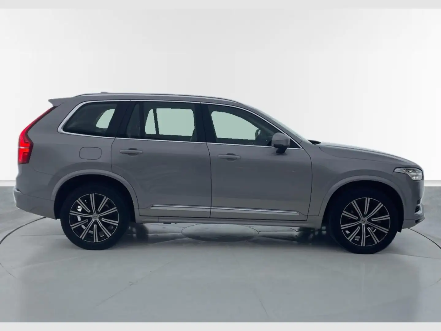 Volvo XC90 B5 Plus Bright AWD Aut. Plateado - 2