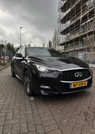 Q30 S 2.0t Sport AWD