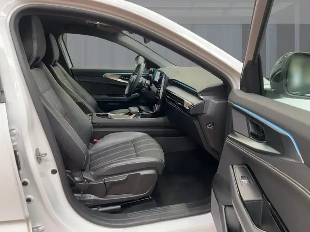 Renault Austral view 8