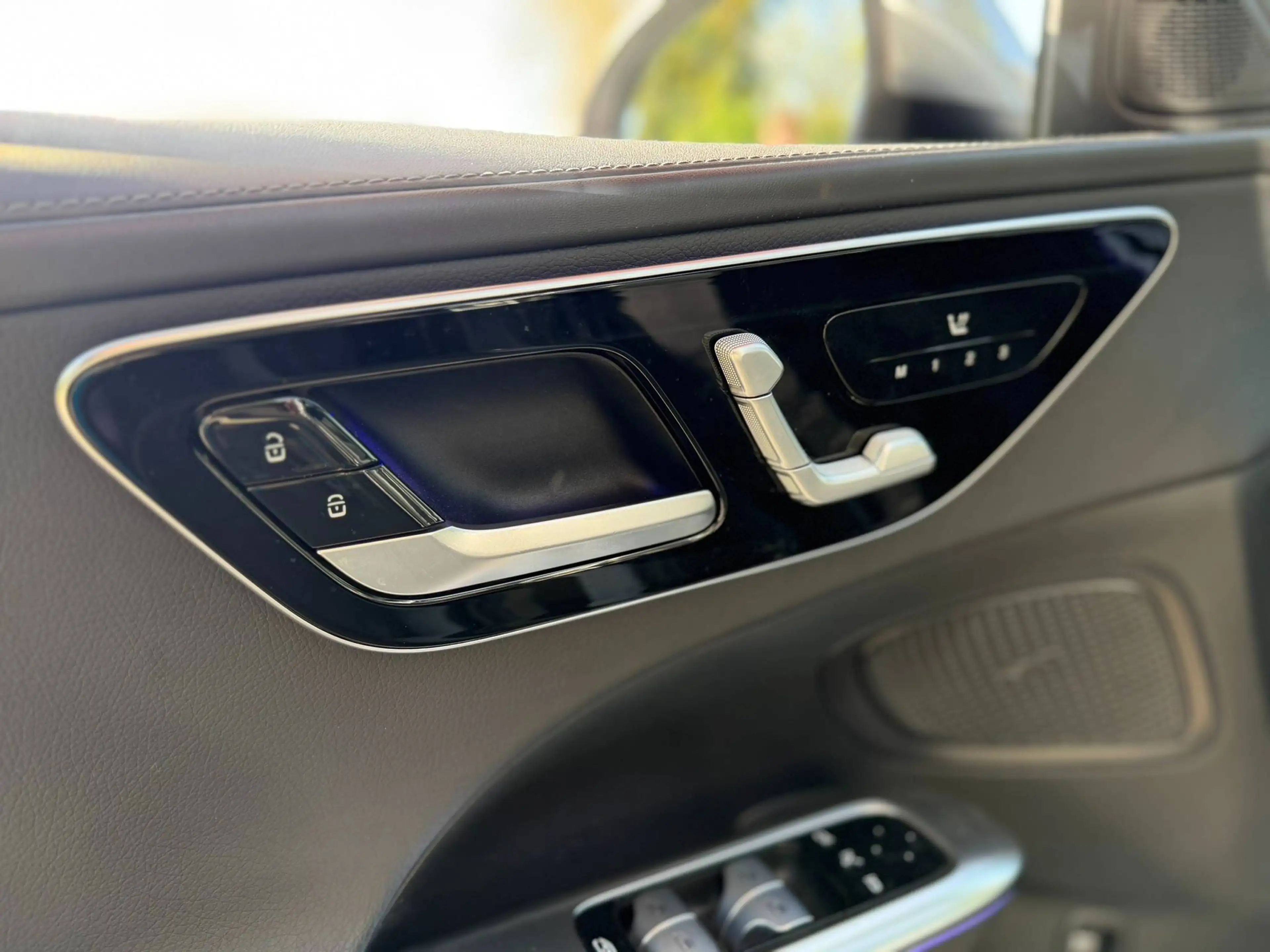 Mercedes-Benz C 220 d 4-Matic AMG Line - Garantie — photo 11