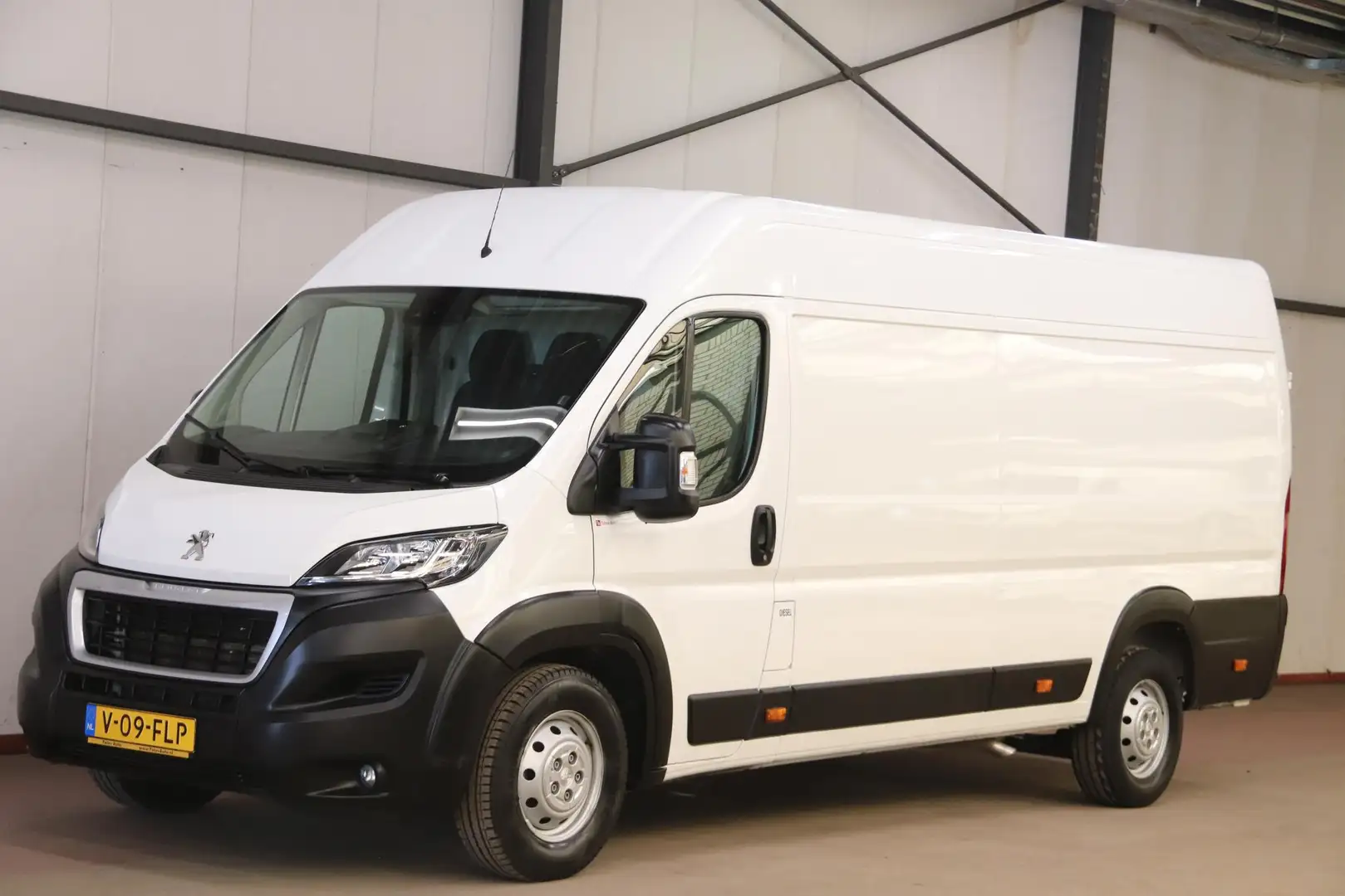 Peugeot Boxer 2.2 BlueHDi L4H2 AIRCO CRUISE CONTOL EURO 6 Wit - 1