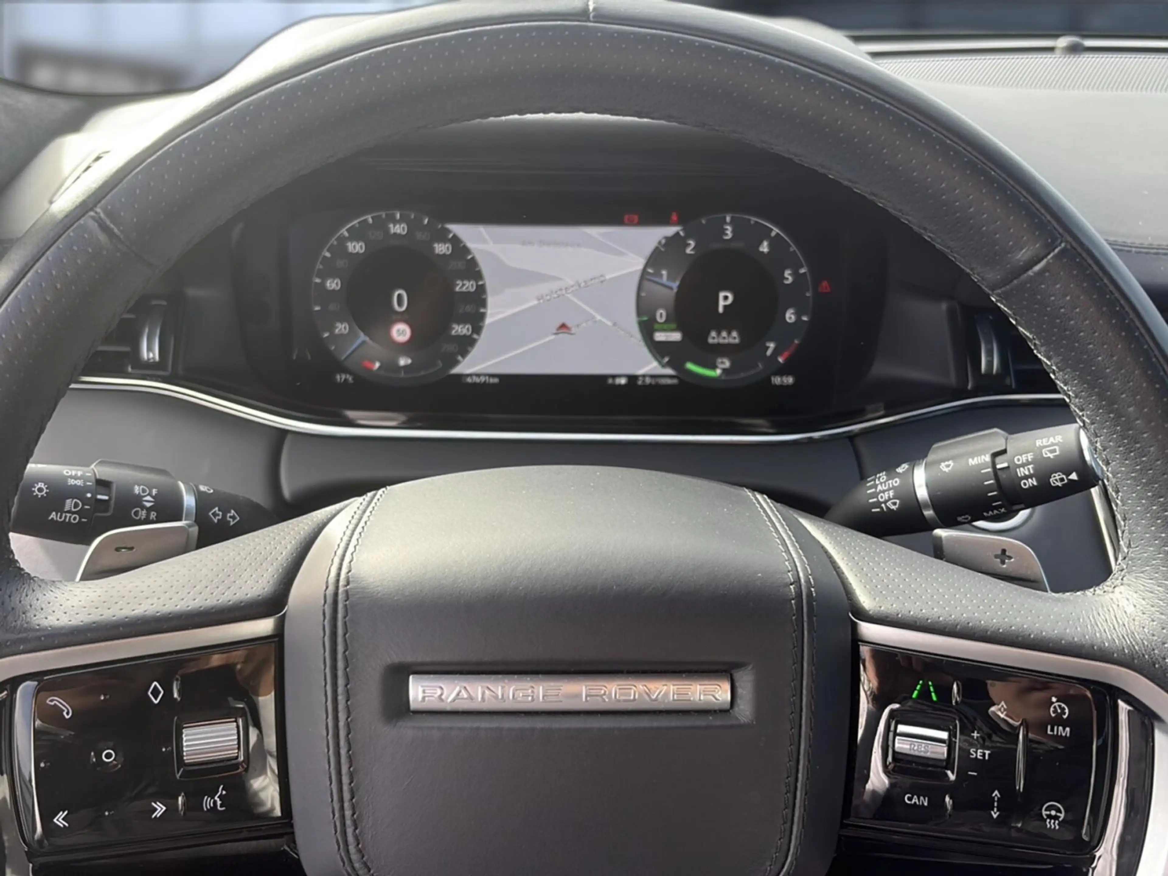 Land Rover Range Rover Evoque P300e Autobio.Voll|Pano|20" — photo 11