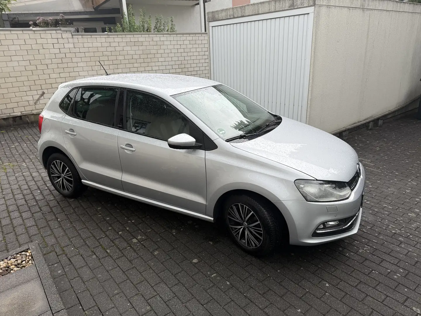 Volkswagen Polo Allstar Grau - 2