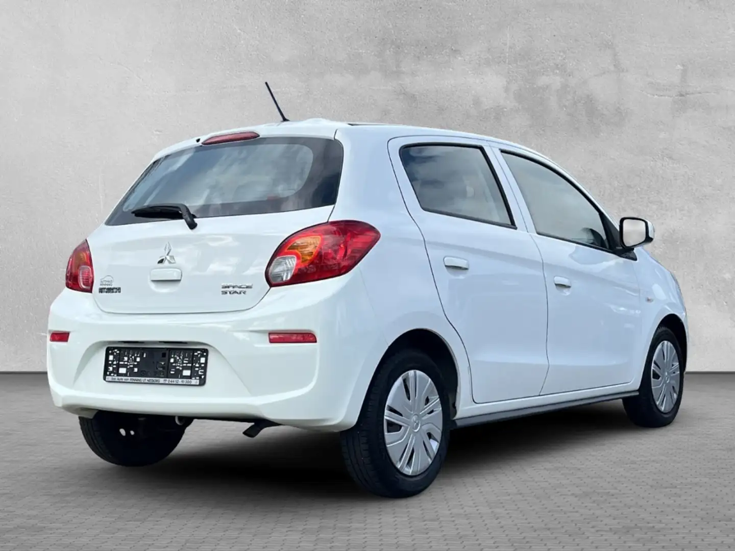 Mitsubishi Space Star Diamant Edition 1,0 l MT Radio AUX FM Blanco - 2