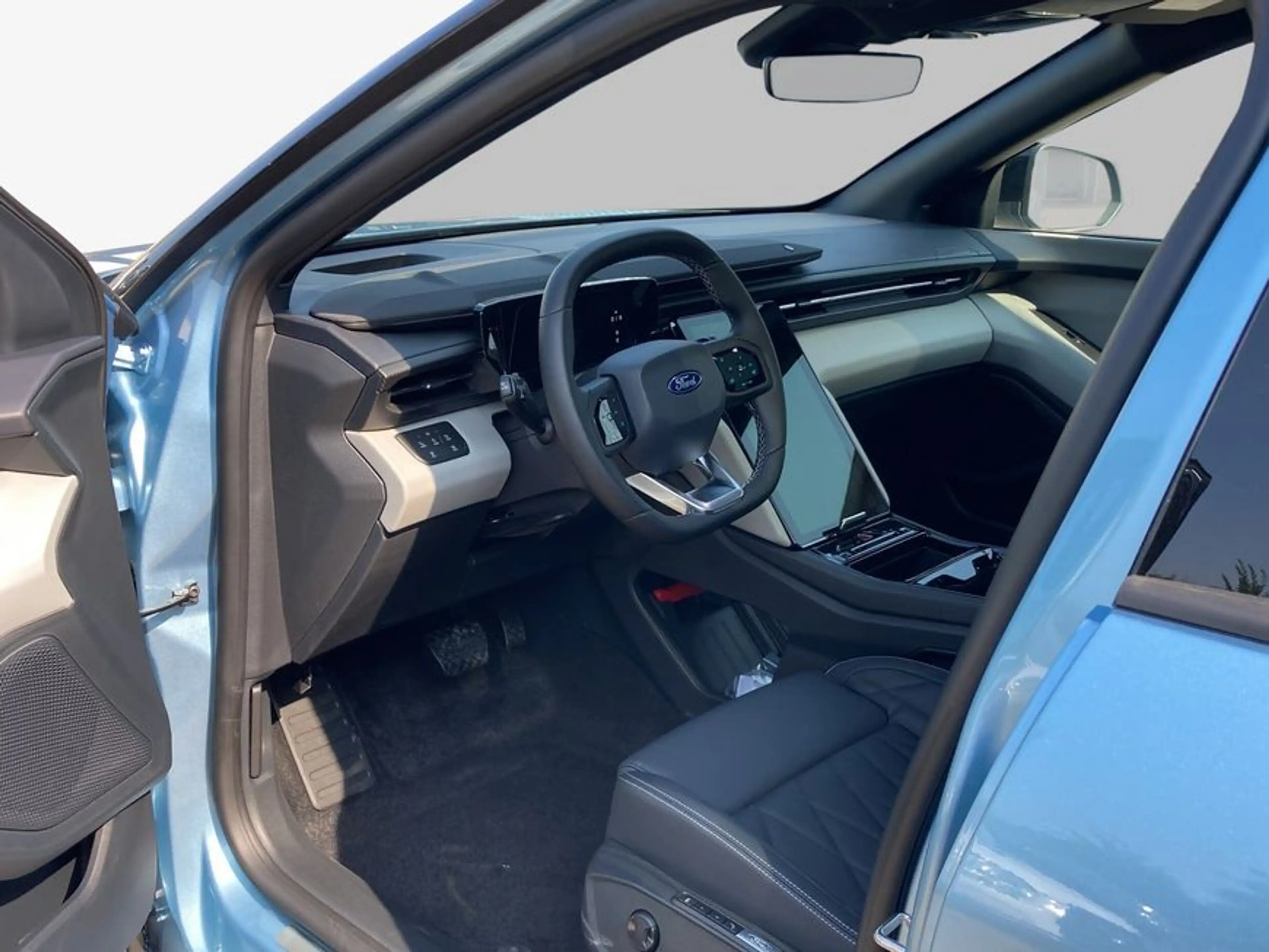 Ford Explorer Elektromotor mit Extended Range RWD 77kWh — photo 7