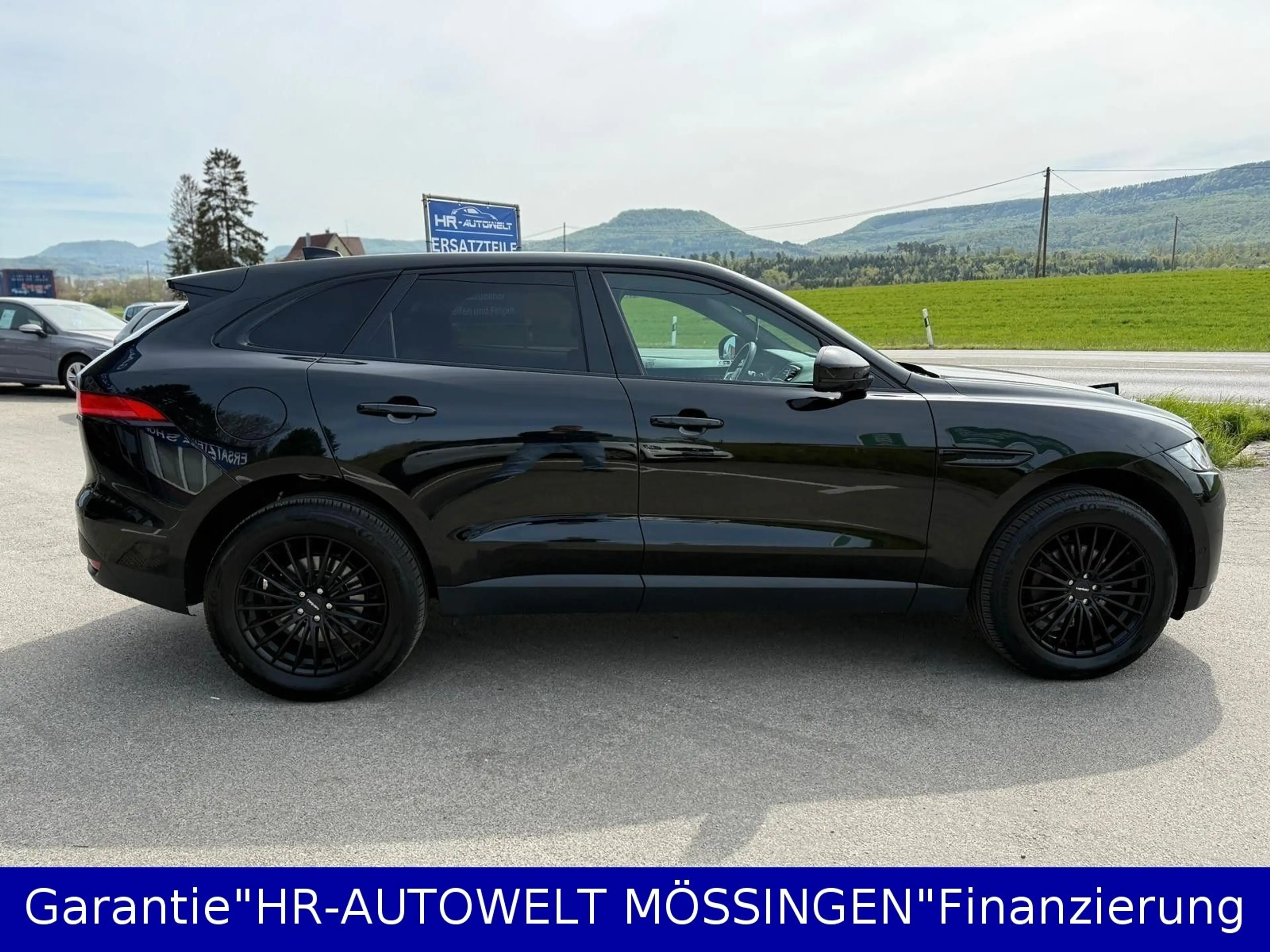 Jaguar F-Pace F-PACE PrestigeAWD*R-SPORT*AHK*LEDER*360° KAMERA — photo 8