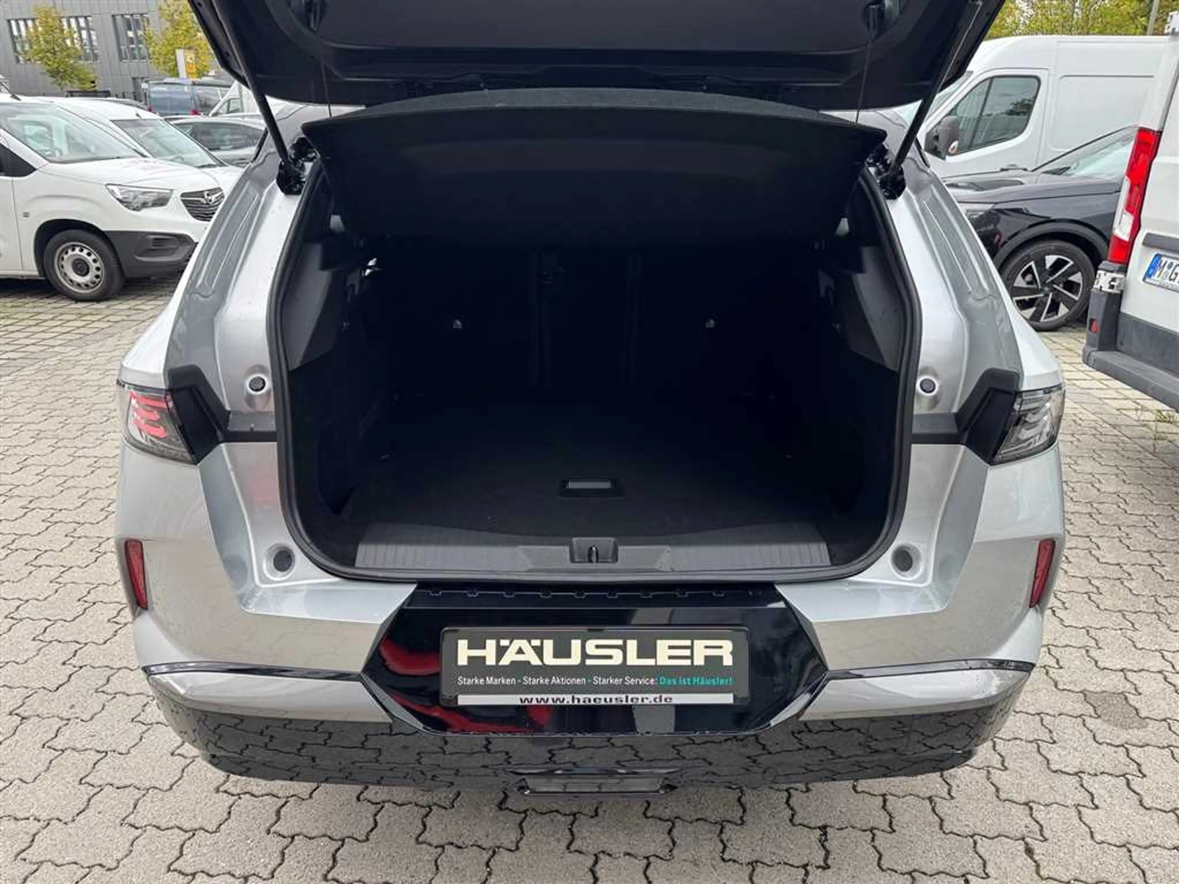 Opel Grandland X PHEV EDITION Kamera AHK Allwetterreifen Carplay uv — photo 9