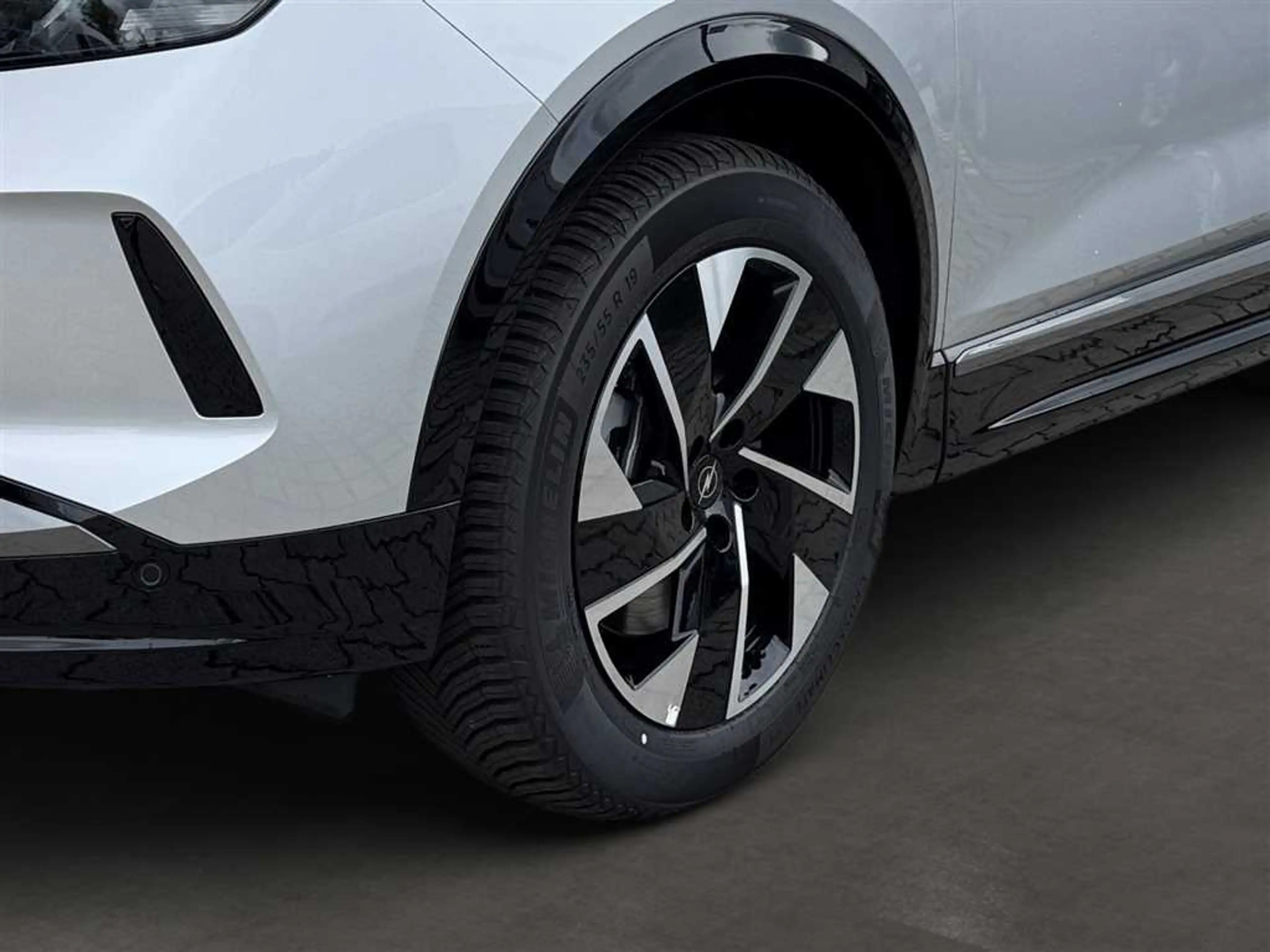 Opel Grandland X PHEV EDITION Kamera AHK Allwetterreifen Carplay uv — photo 8