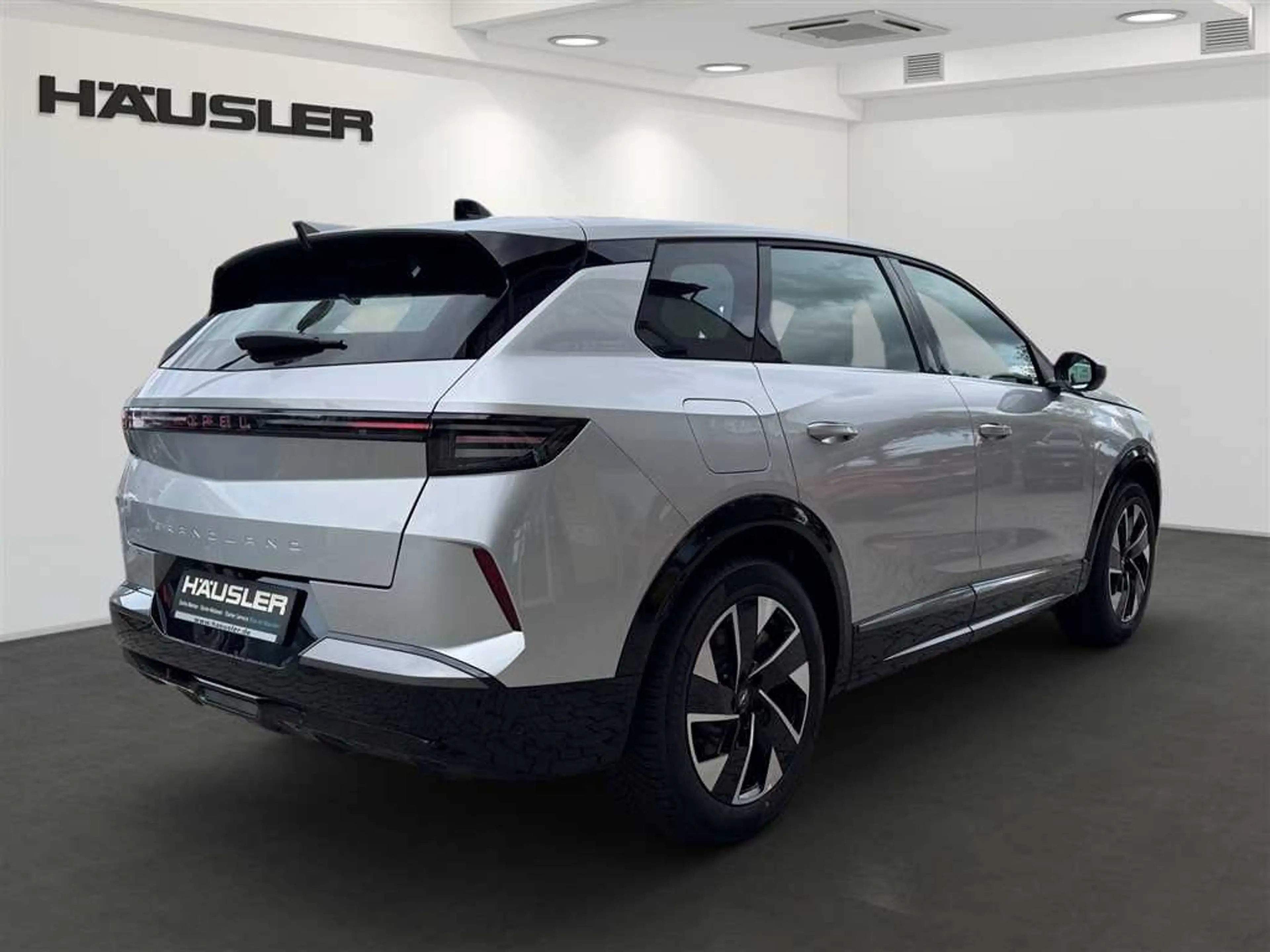 Opel Grandland X PHEV EDITION Kamera AHK Allwetterreifen Carplay uv — photo 4