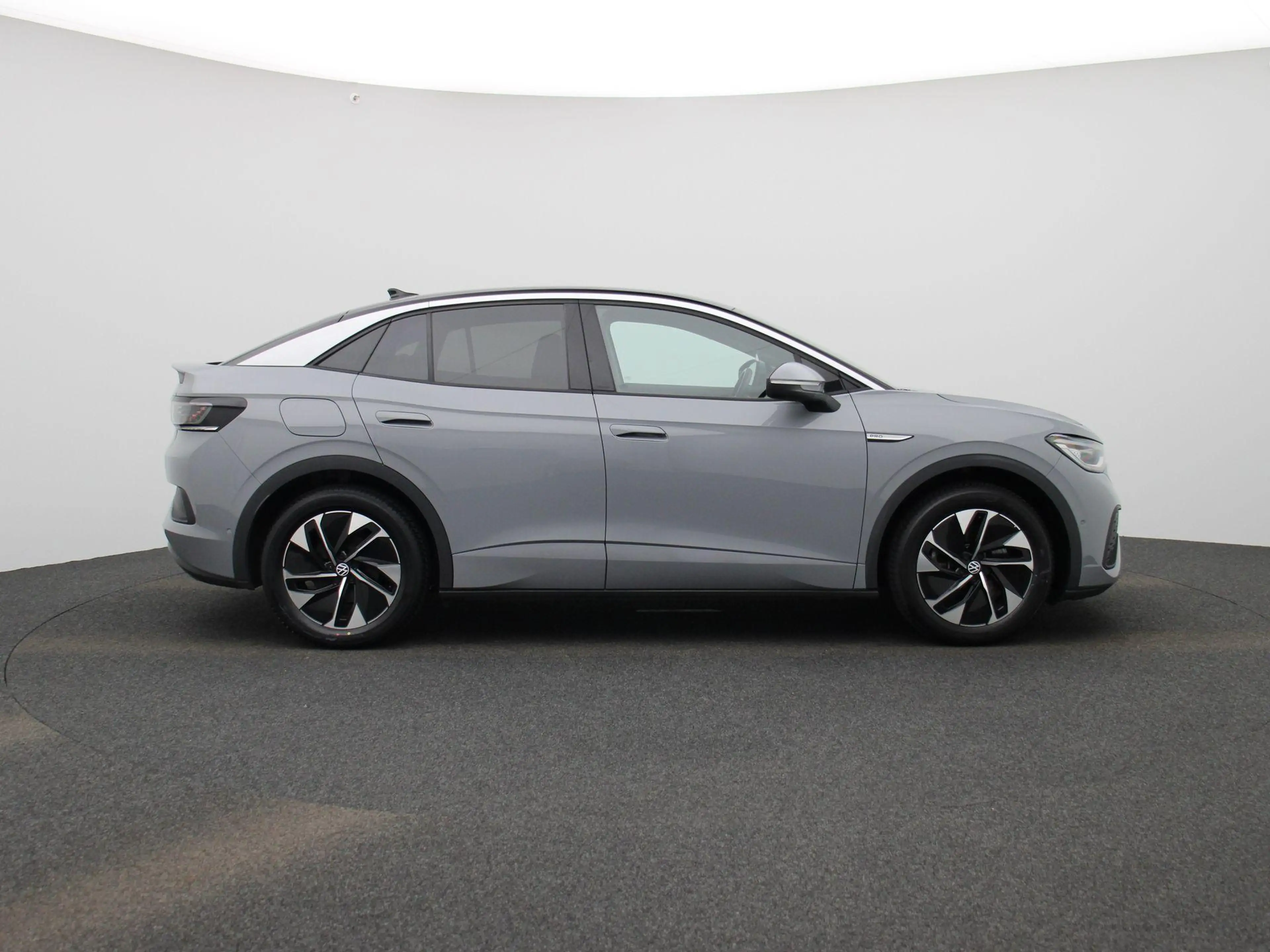Volkswagen ID.5 Pro Performance 77 kWh — photo 6