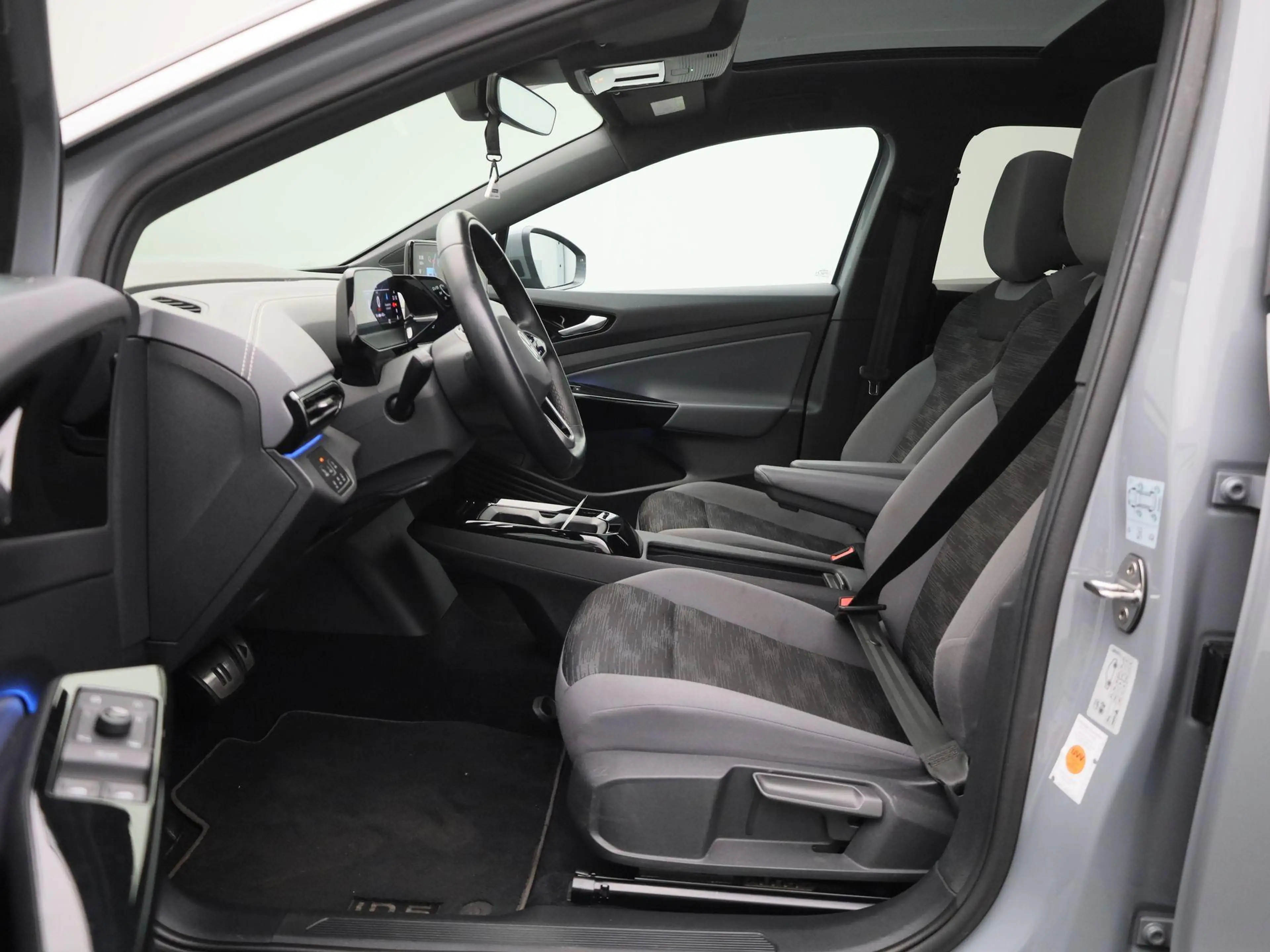 Volkswagen ID.5 Pro Performance 77 kWh — photo 10