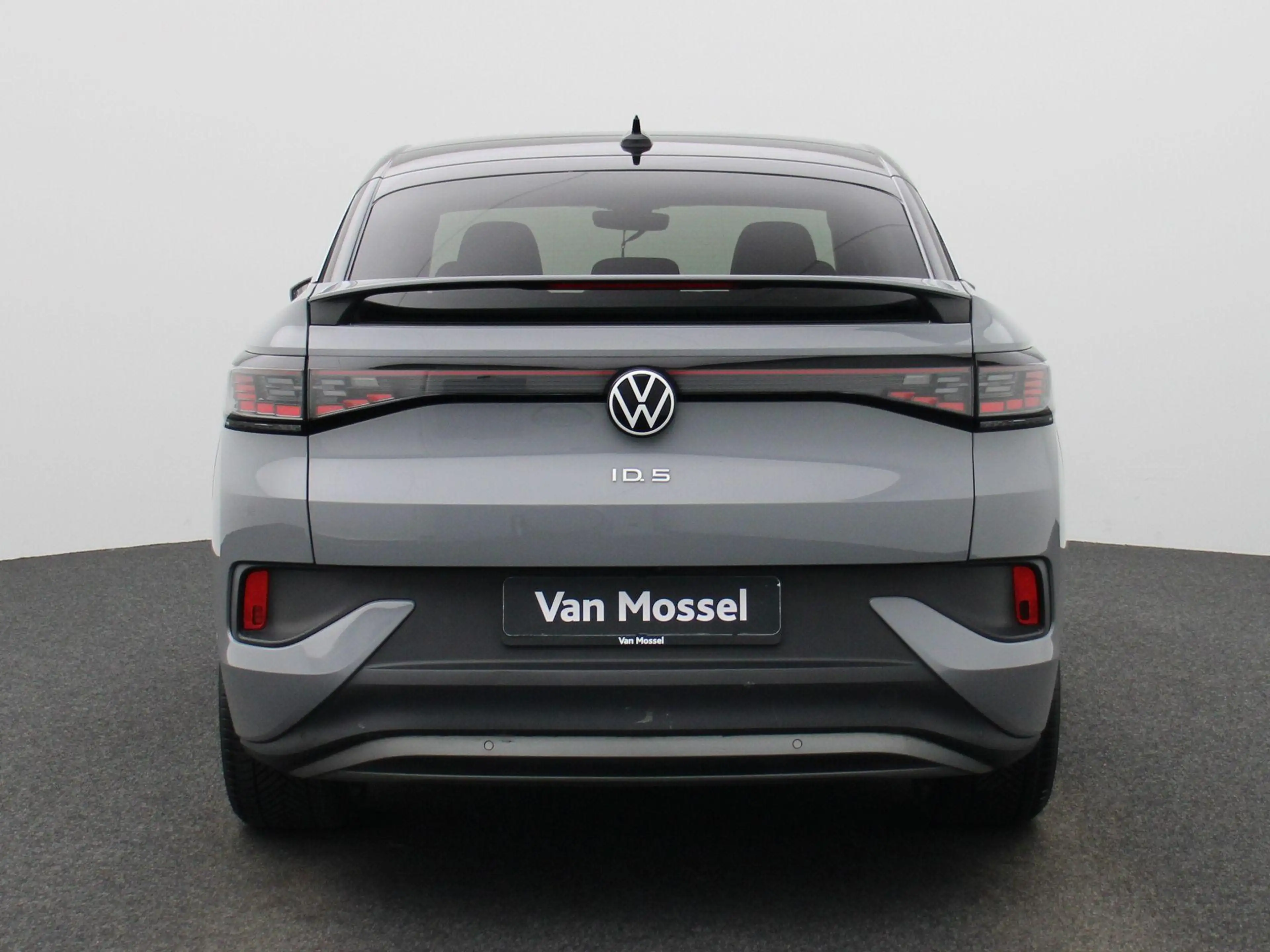 Volkswagen ID.5 Pro Performance 77 kWh — photo 5