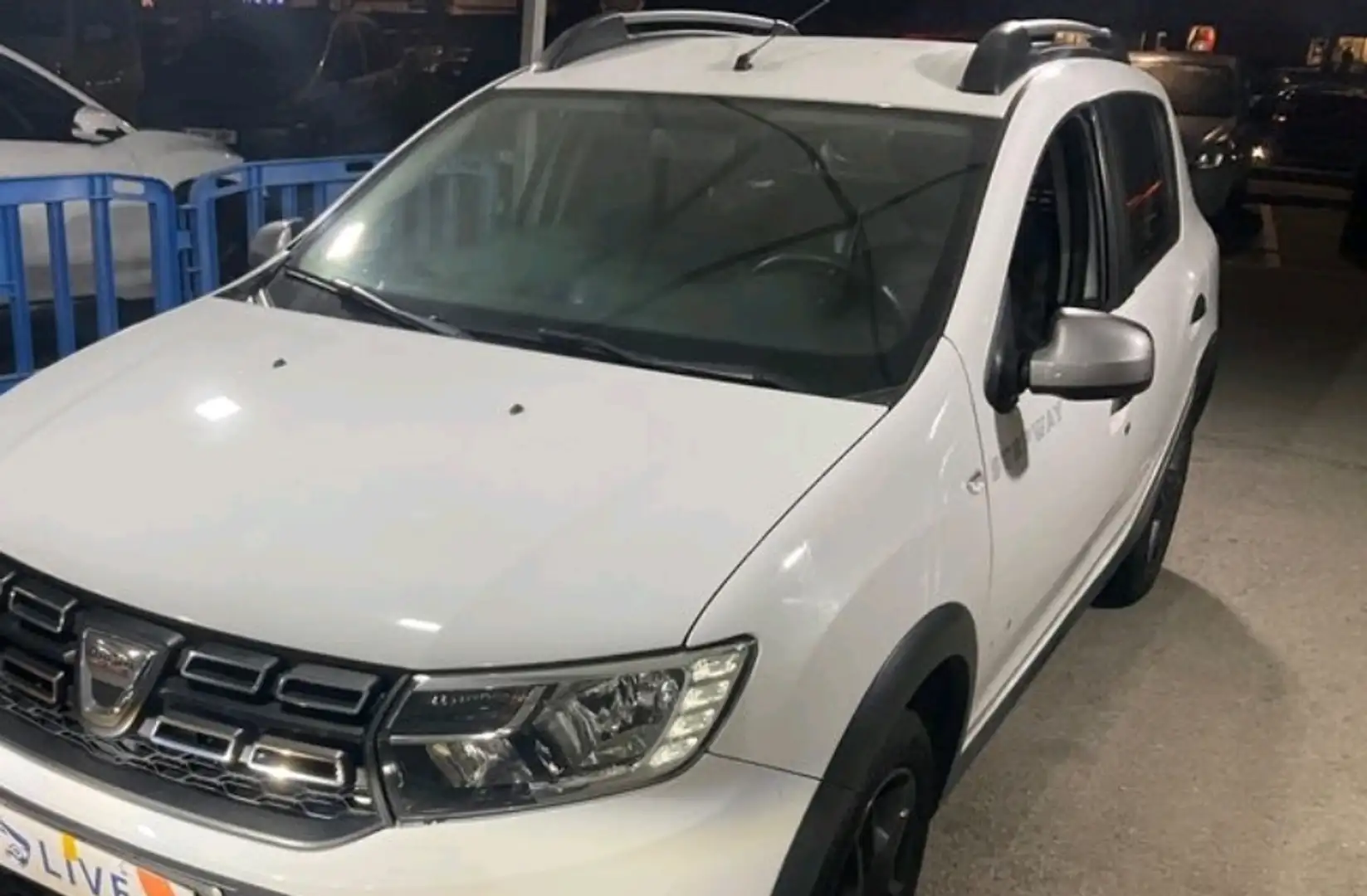 Dacia Sandero 0.9 TCE Stepway 90 Blanc - 1