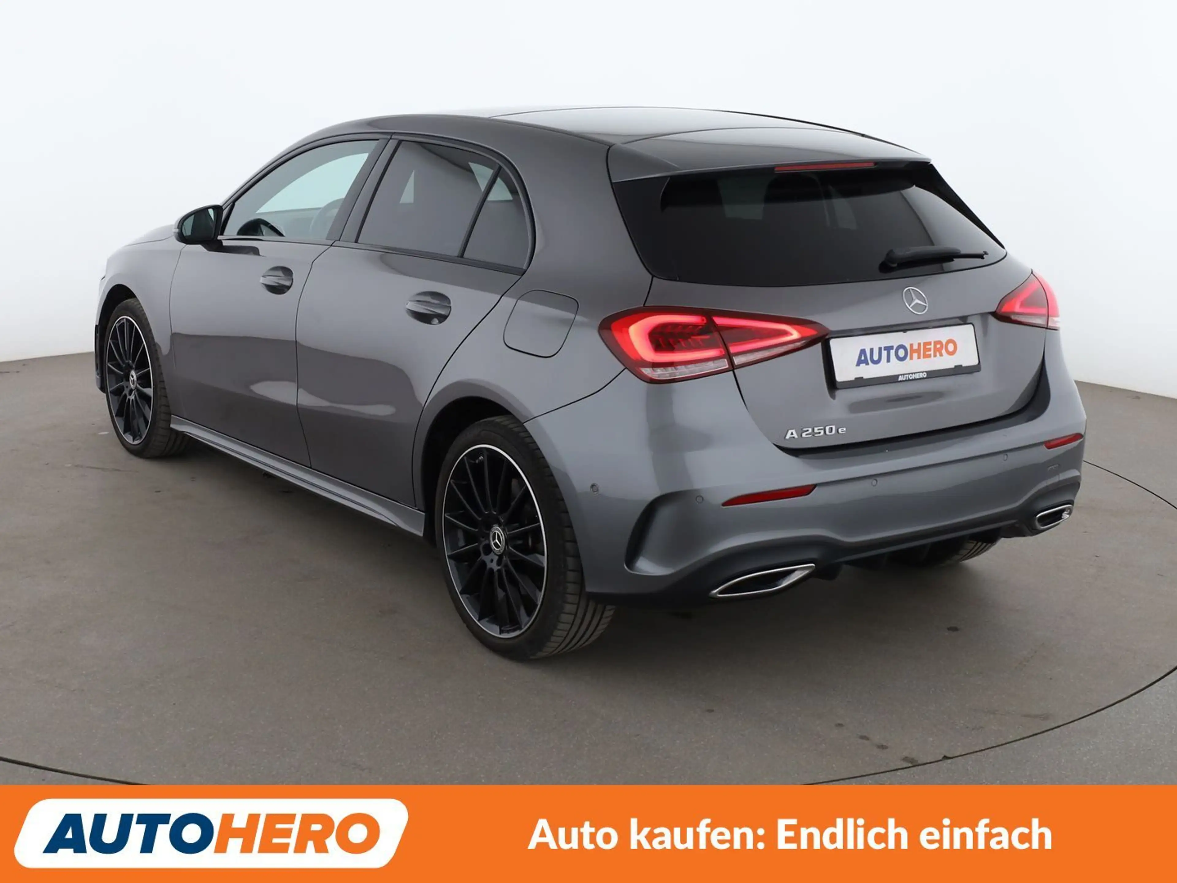 Mercedes-Benz A 250 AMG Line Aut.*LED*NAVI*TEMPO*PDC*SHZ*KLIMA* — photo 4