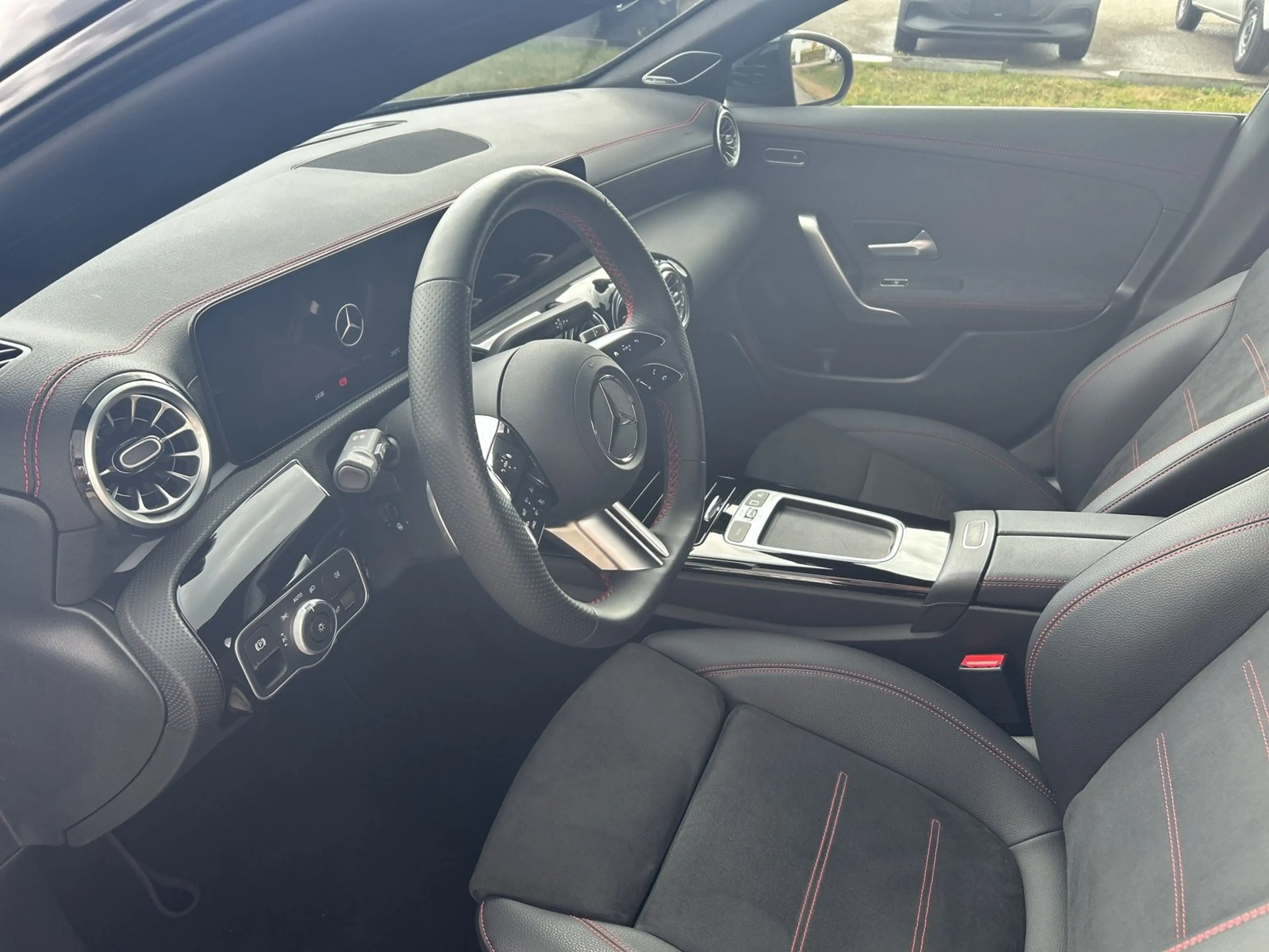 Mercedes-Benz CLA 200 Shooting Brake AMG Line Advanced Plus*Fahrassisten — photo 12