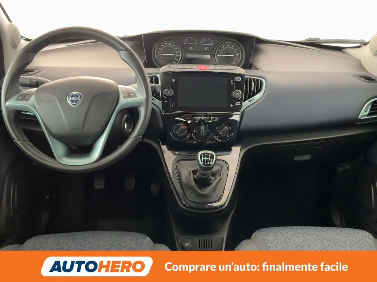 Lancia Ypsilon 2023 — фото 12