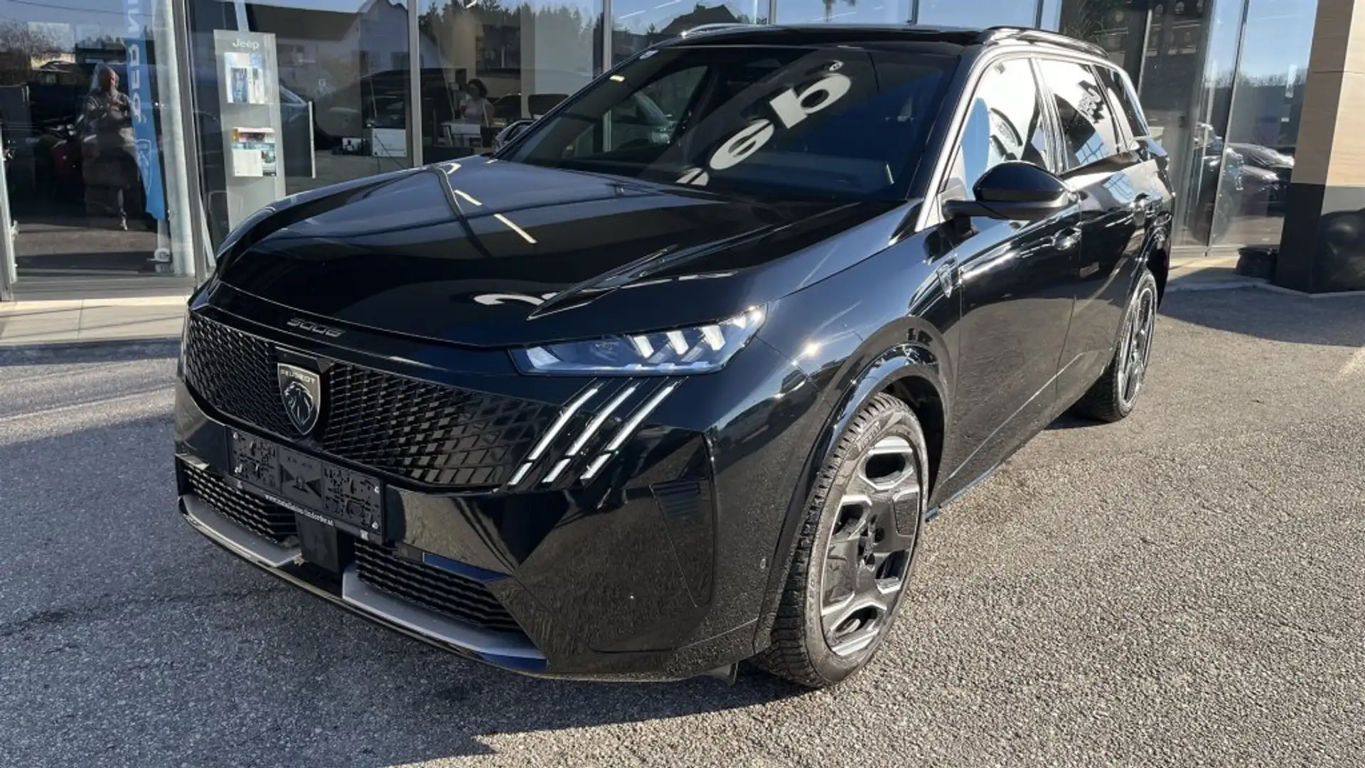 Peugeot 5008 Elektro 325 73kWh AWD Noir - 1
