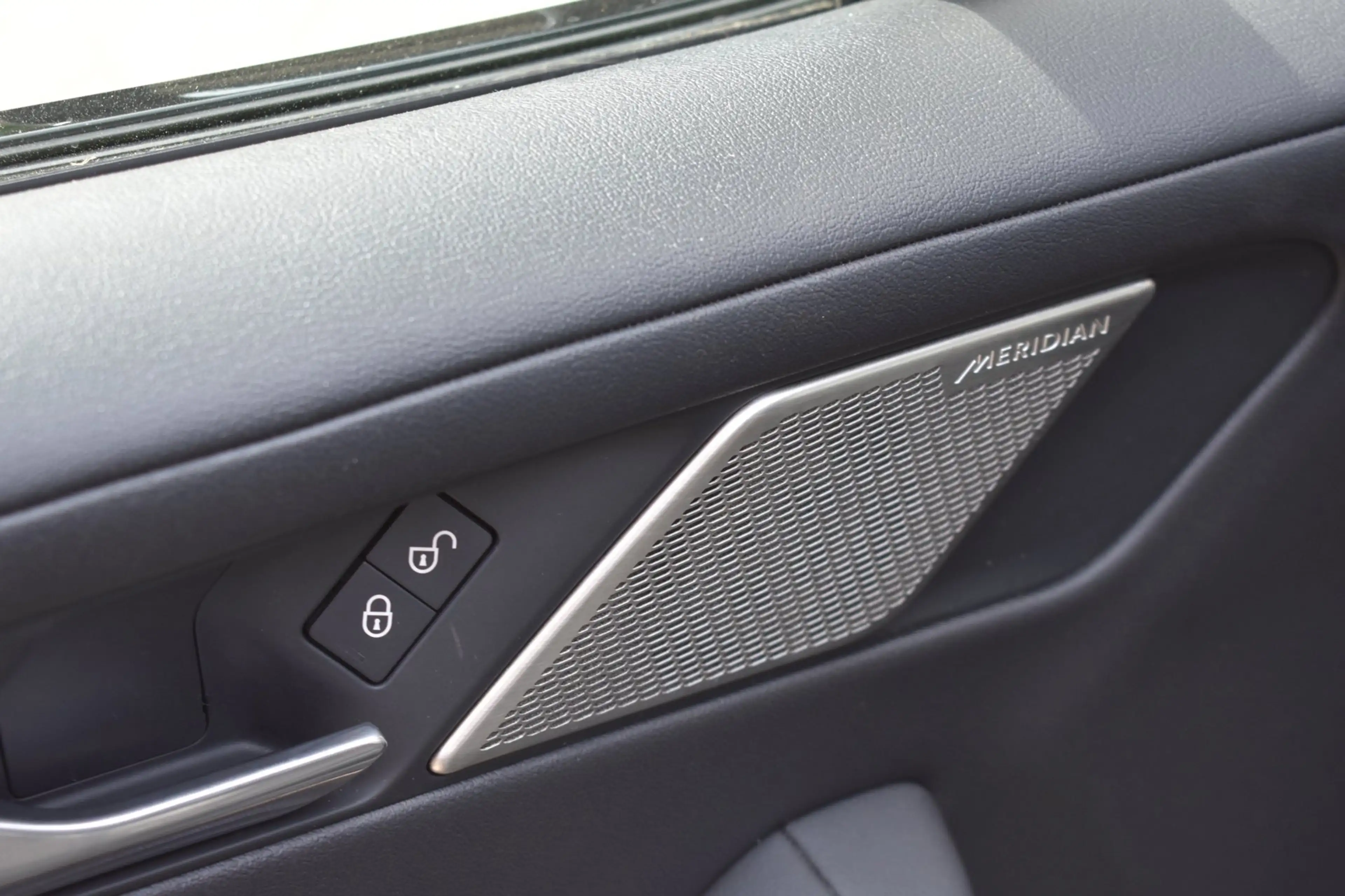 Jaguar I-Pace EV400 Business Edition S 90 kWh '19 LED Leder LED — photo 12
