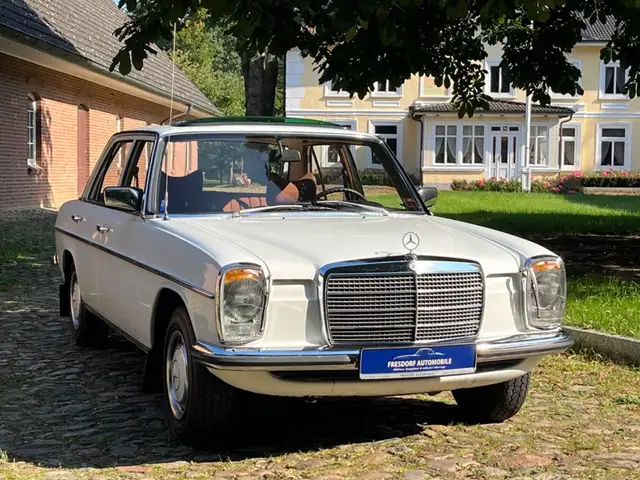 Mercedes-Benz 200 W115 /8, top Originalfahrz. nur 81.000 Km!!!