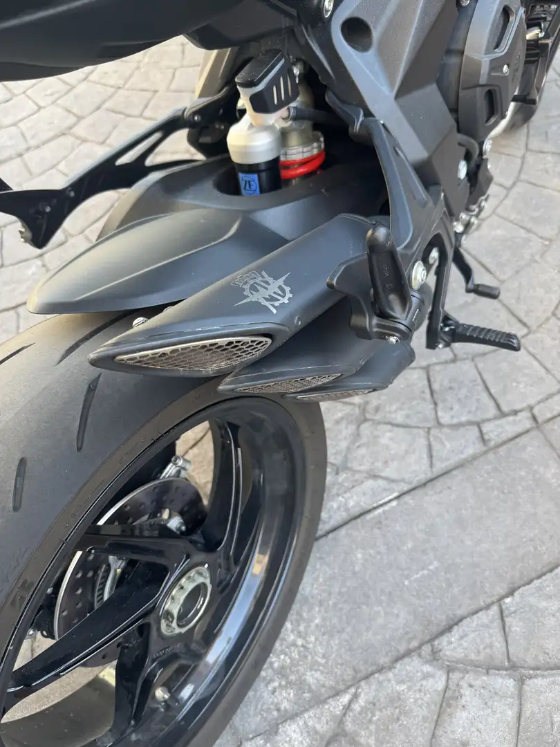 MV Agusta Brutale 800 Limitada A2 - 2