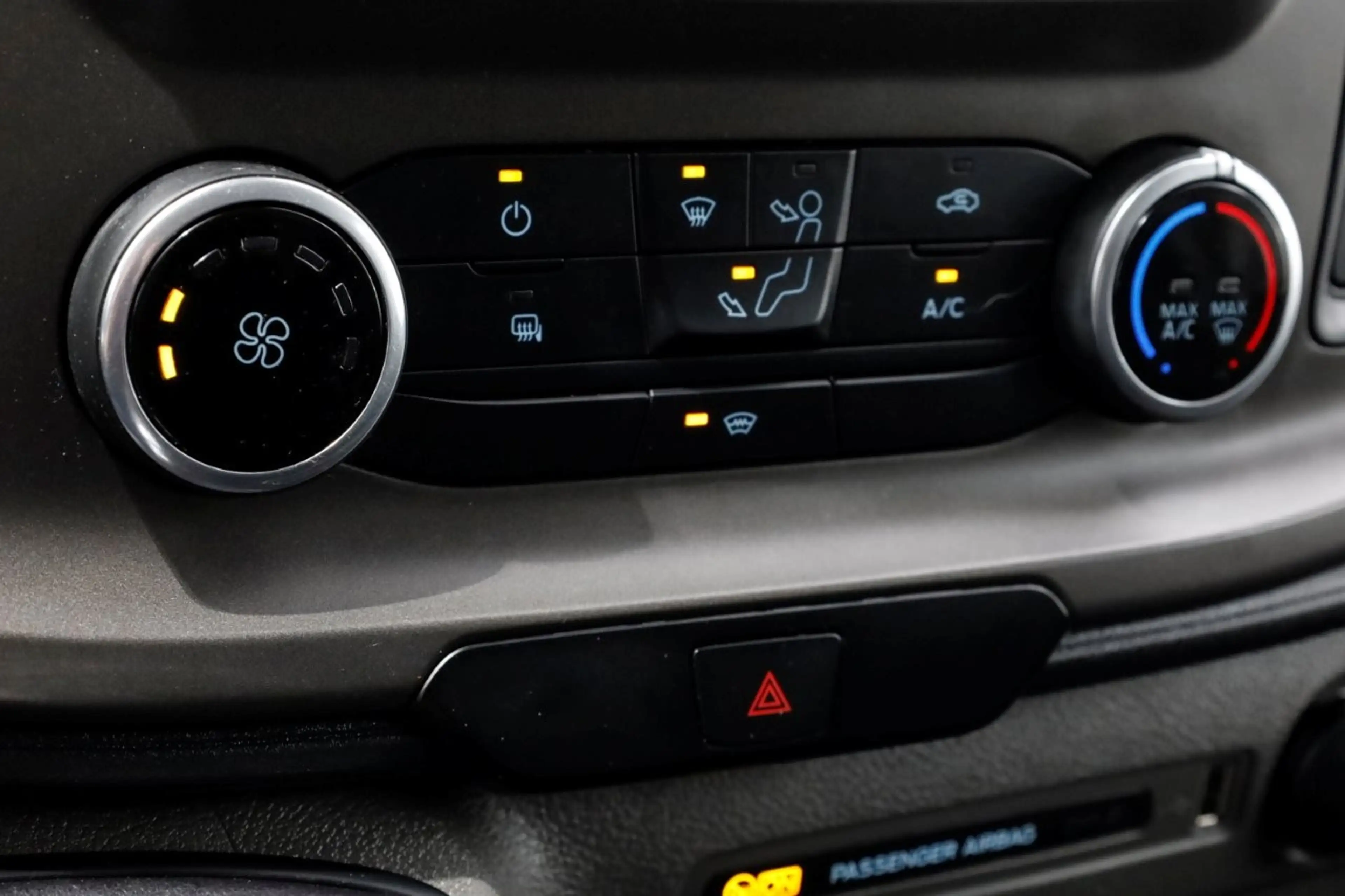 Ford Transit Custom 2.0 TDCI L2H1 Trend Airco/Navi/Trekhaak 2800kg 09- — photo 17