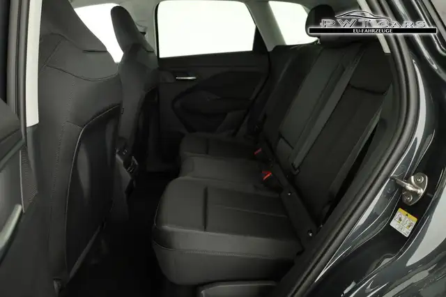 Audi Q3 TFSI quattro 150 kW quattro, AHK, Navi, AreaVie... Ansicht 11