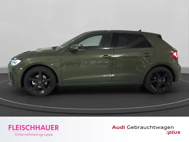 Audi A1 view 3