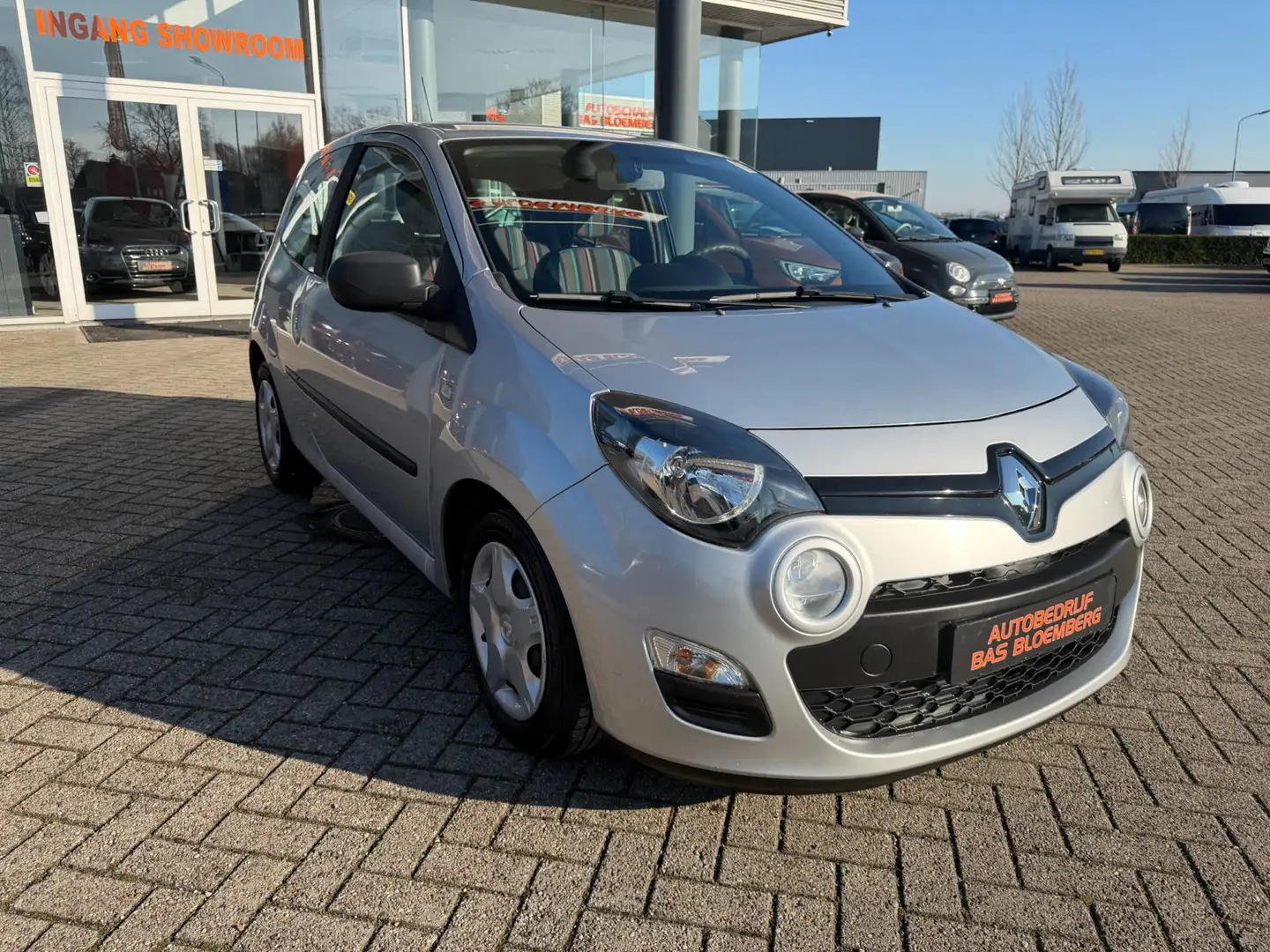 Renault Twingo 1.2 16V Parisienne, Airco, BNluetooth, Radio/ mult Grau - 2