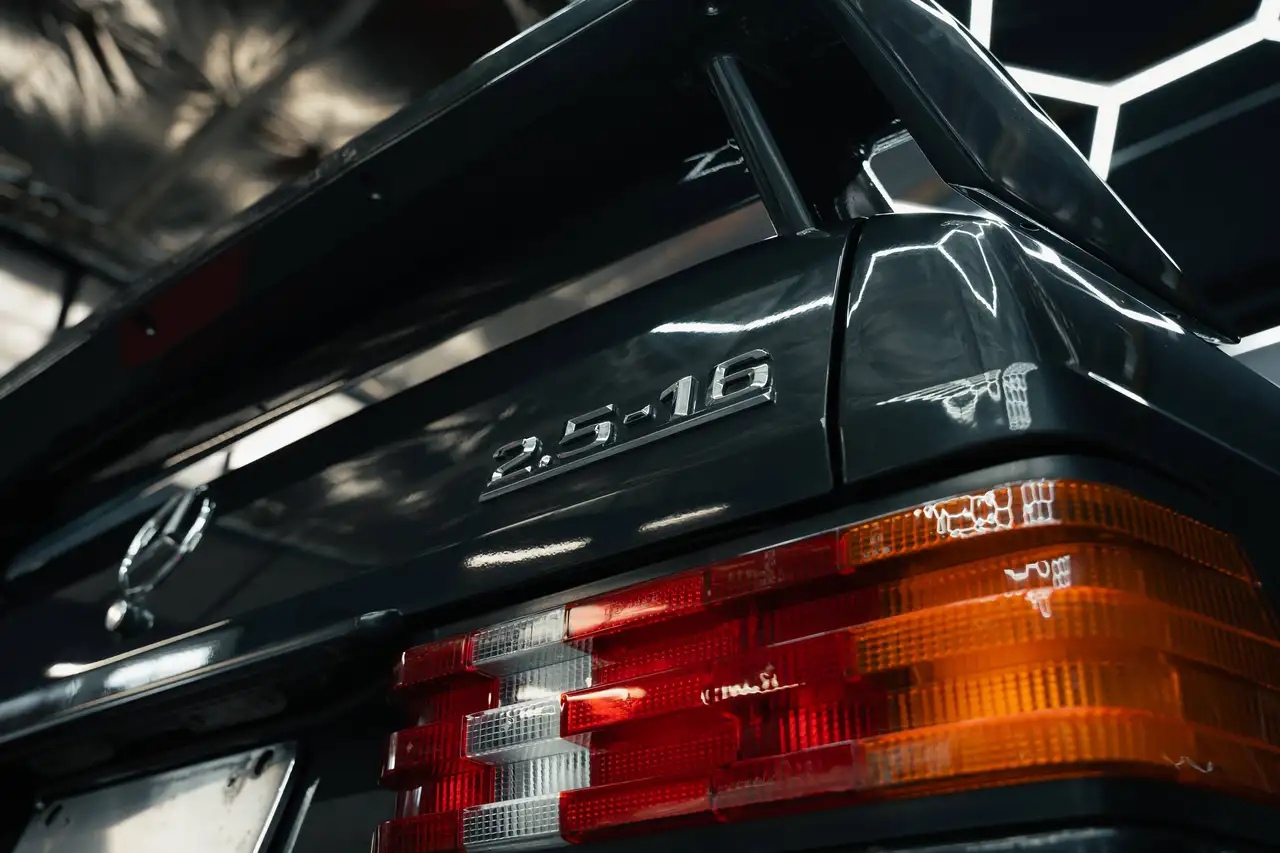 Mercedes-Benz 190 E 2.5-16 Sport EVOLUTION EVO 1 Original Erstlack, foto 7