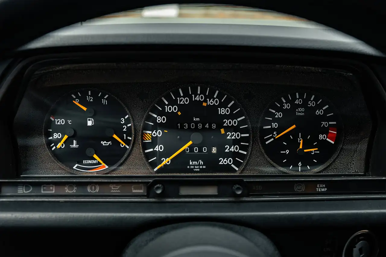 Mercedes-Benz 190 E 2.5-16 Sport EVOLUTION EVO 1 Original Erstlack, foto 8