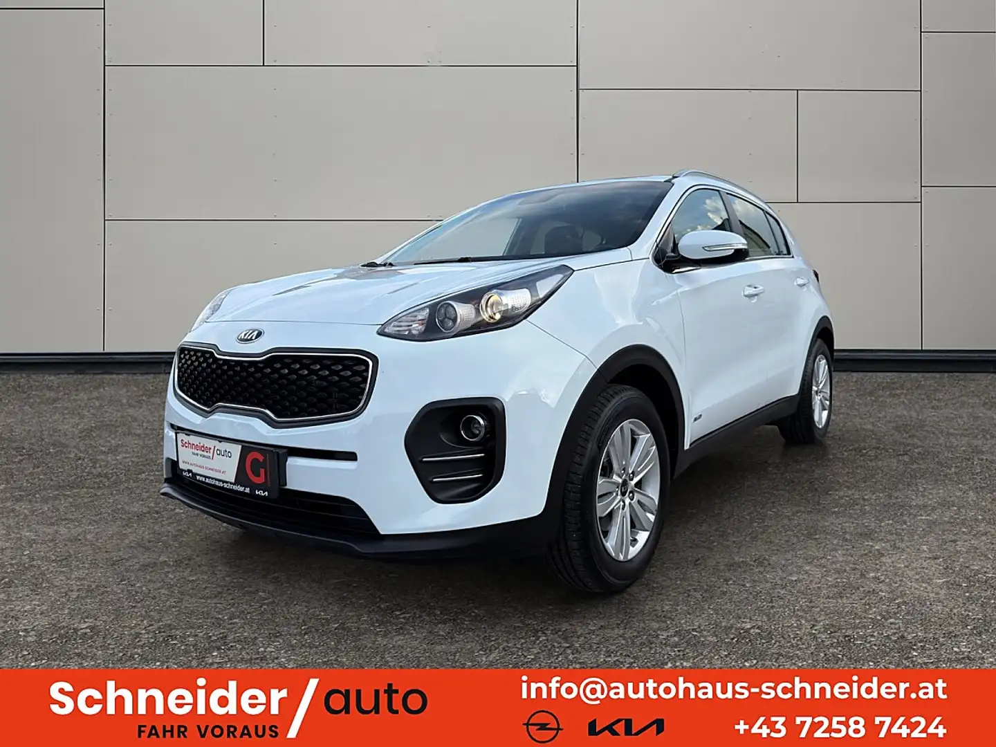 Kia Sportage 2,0 CRDI AWD Silber Weiß - 1