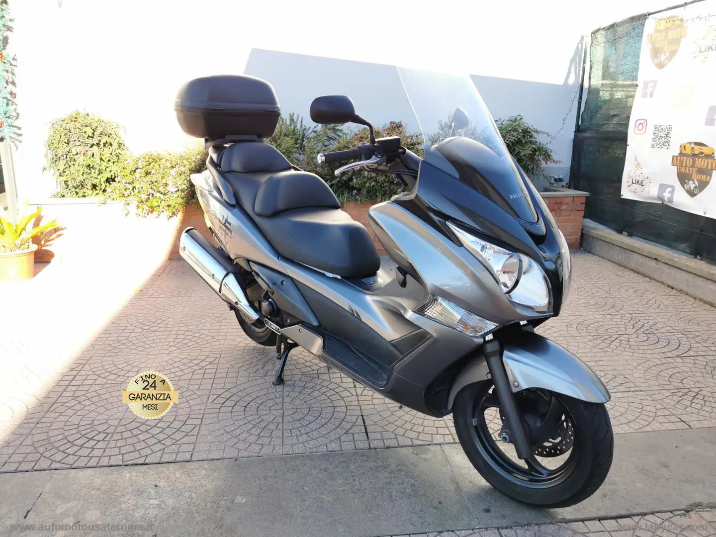 Honda SW-T 600 SW-T 600 RATE AUTO MOTO SCOOTER Gris - 2