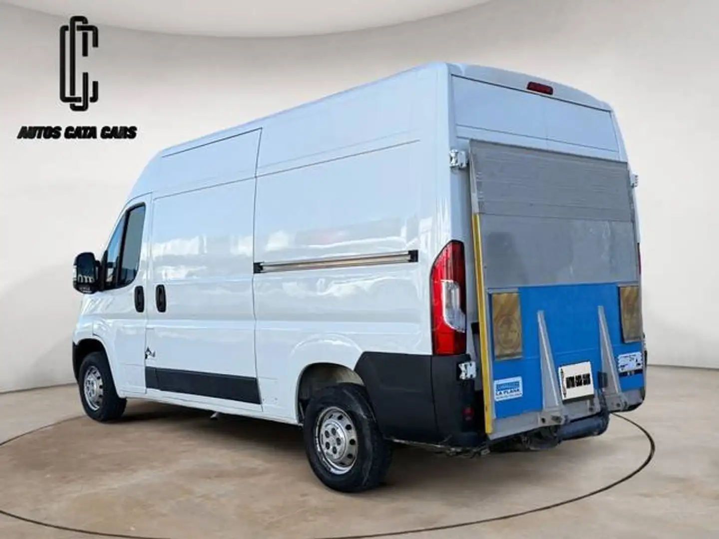 Citroen Jumper Fg. 2.2BlueHDi 33 L2H2 S&S 120 Blanco - 2